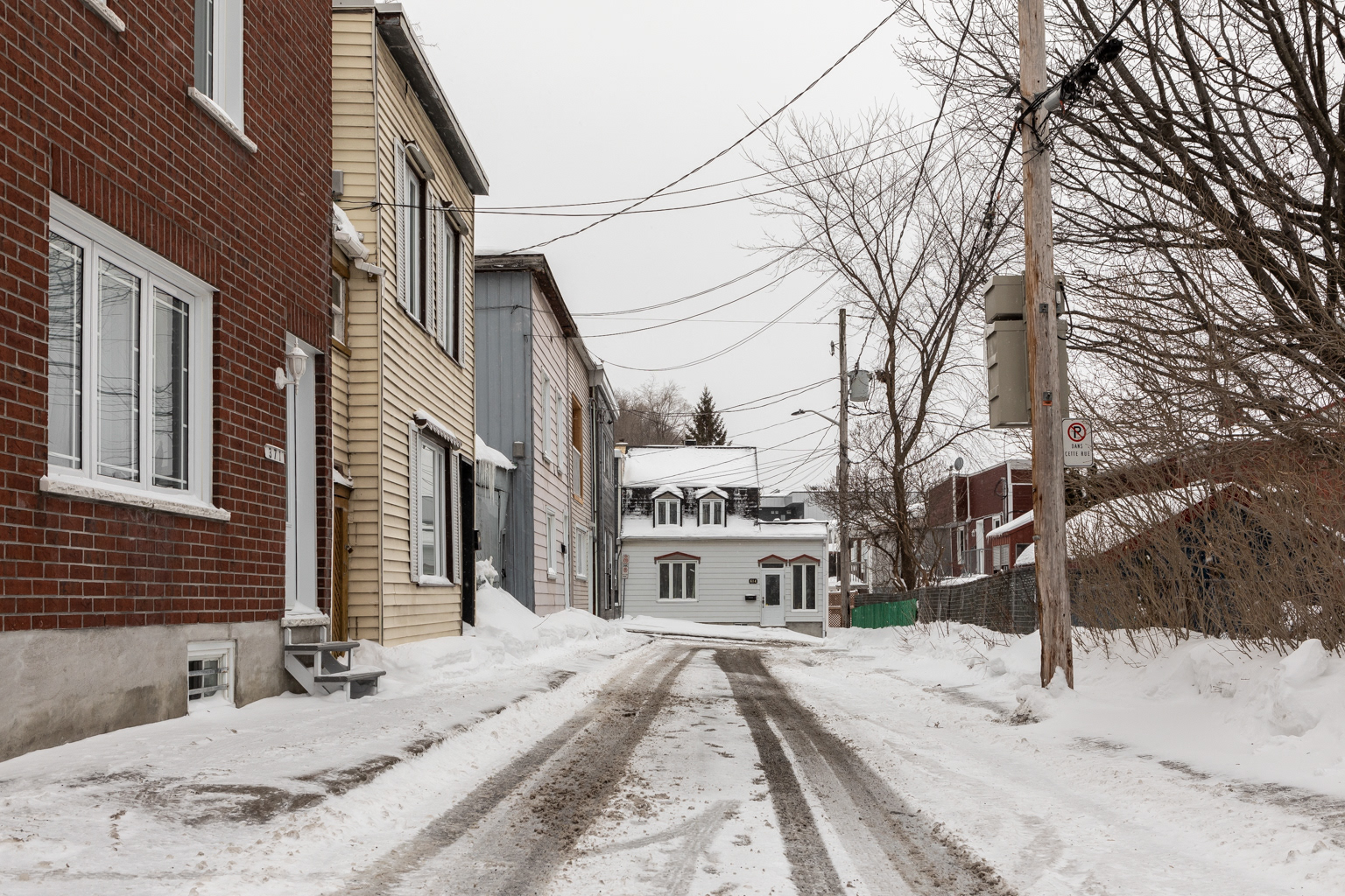 Bagage, Manuel pour un nouveau voisinage, Nathalie LeBlanc © Marion Gotti