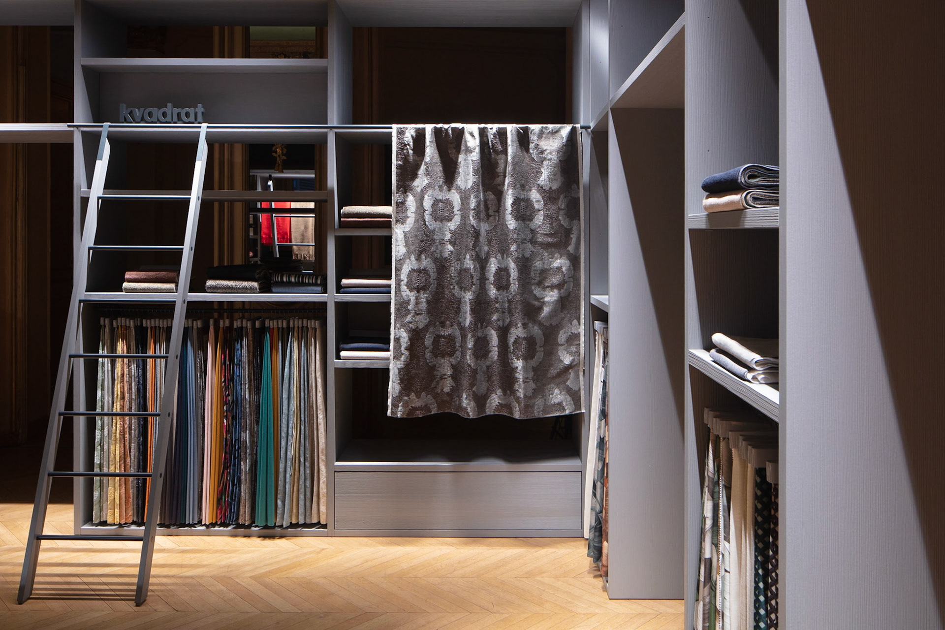 1901_KVADRAT_SAHCO_PARIS_DECO_OFF