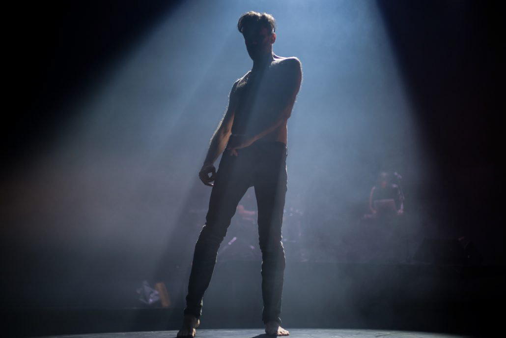 Frederick Gravel in "Fear and Greed" (Photo Credit: Nans Bortuzzo)