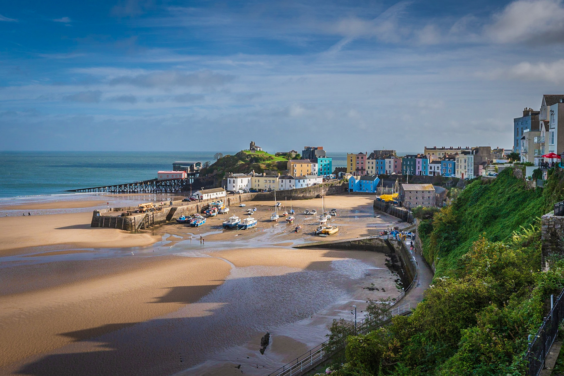 D015 - Tenby