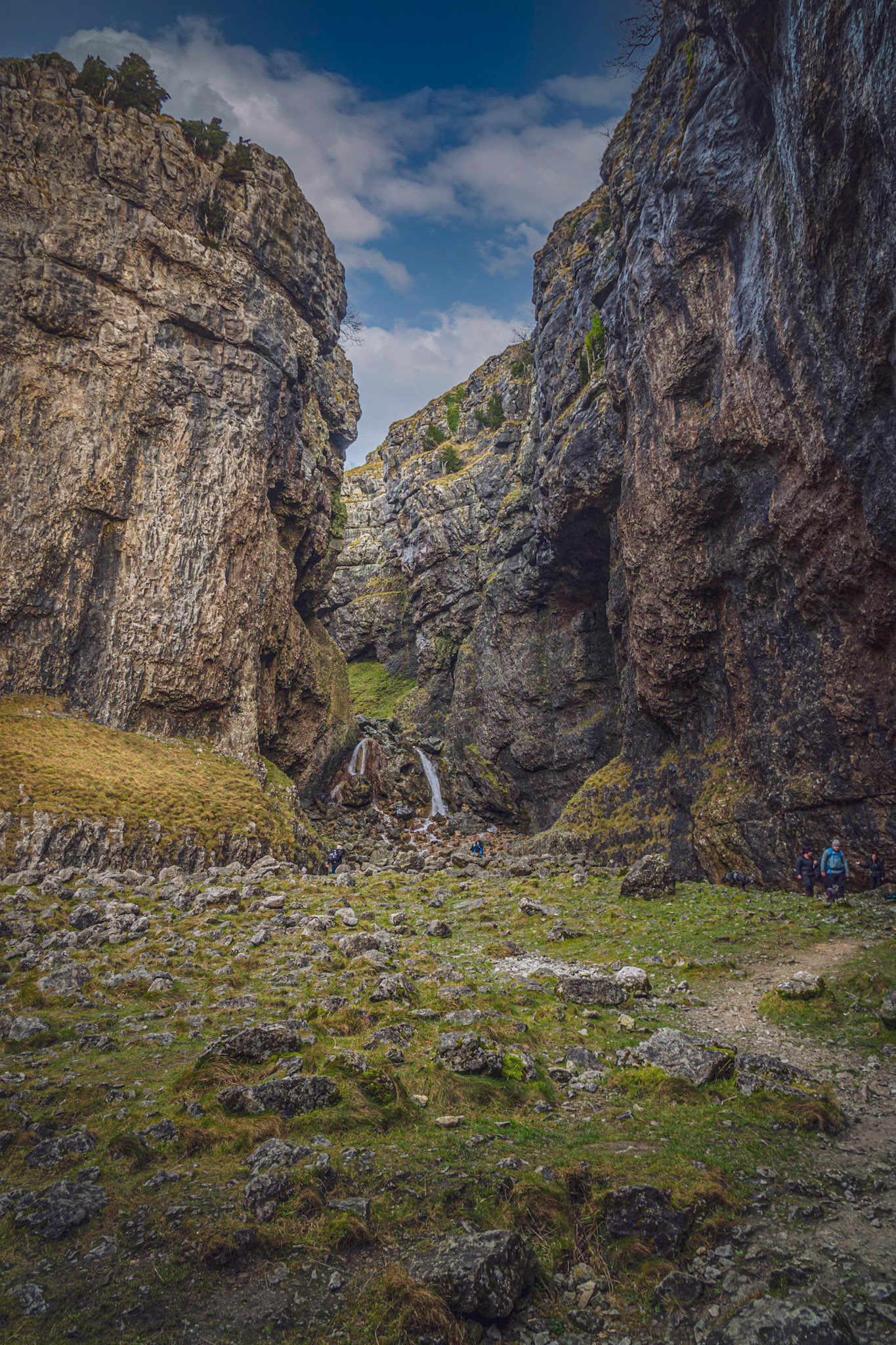 A031 - Gordale Scar (close up)