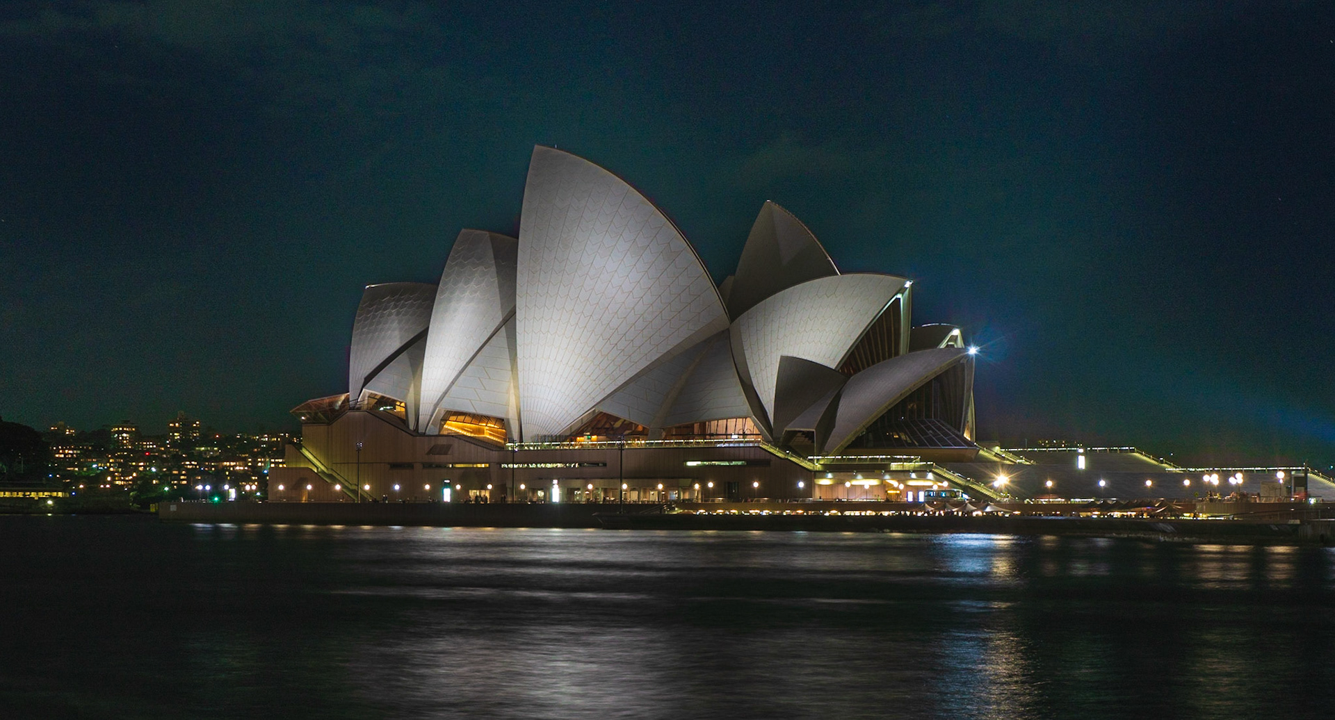 E002 - Sydney Opera House