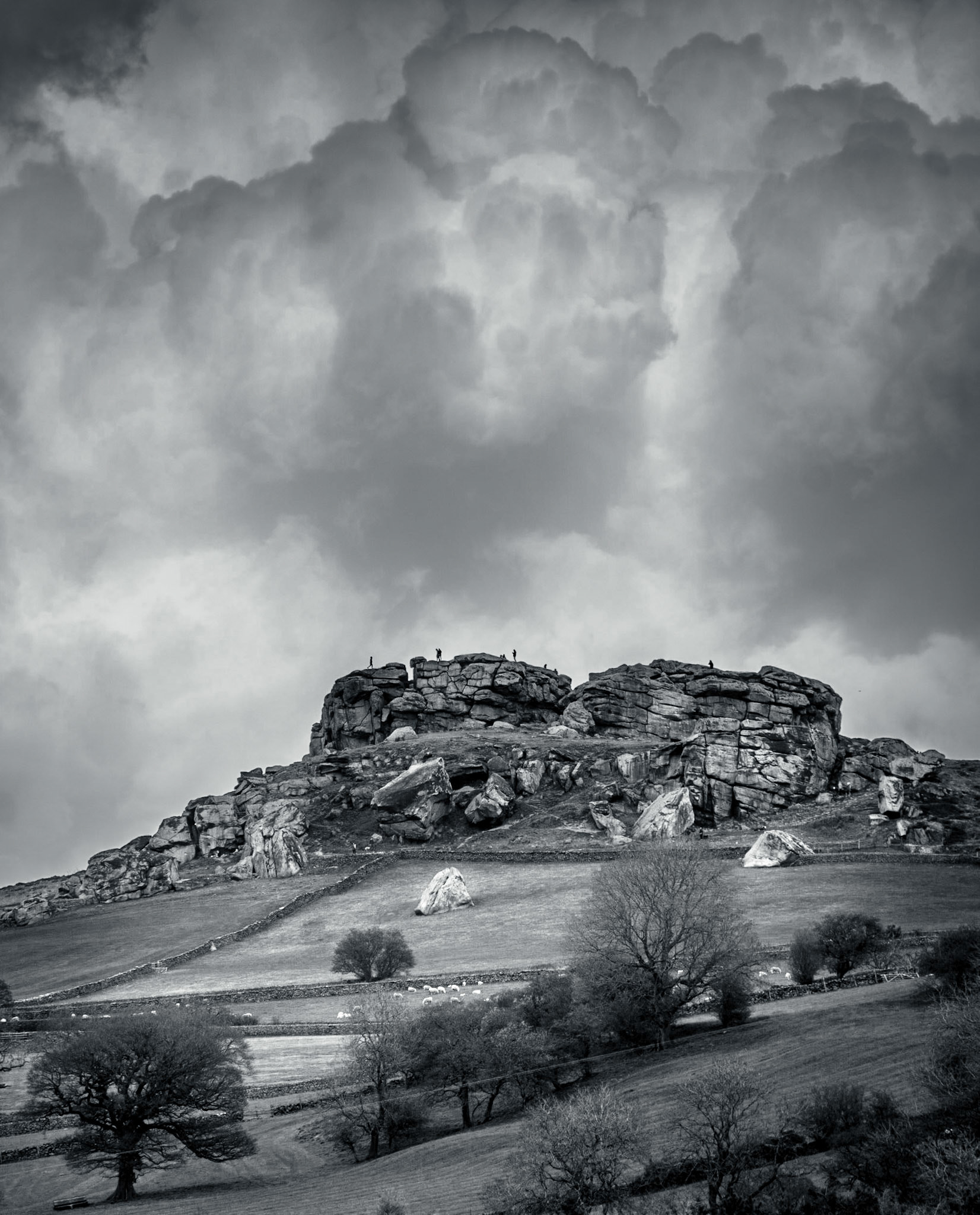 B034 - Almscliffe Clouds (BW)