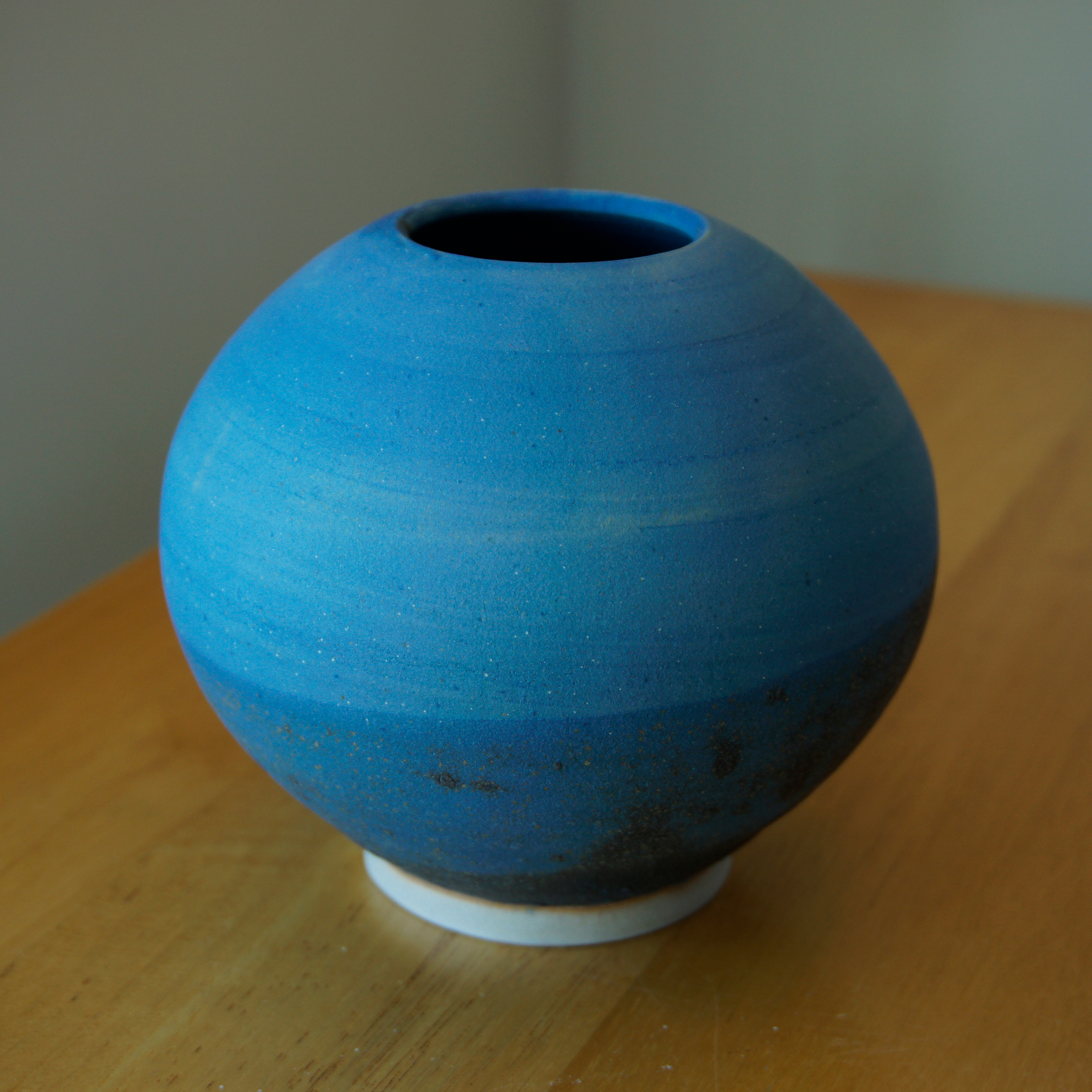 Small 'moon' vase in two shades of 'Dry blue' glaze
