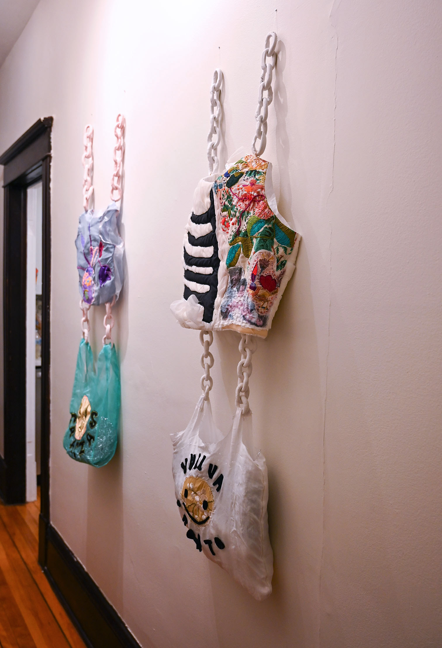 Vuelva Pronto & Gracias, Ivonne Yáñez, Textile and Clay Sculpture, 2022