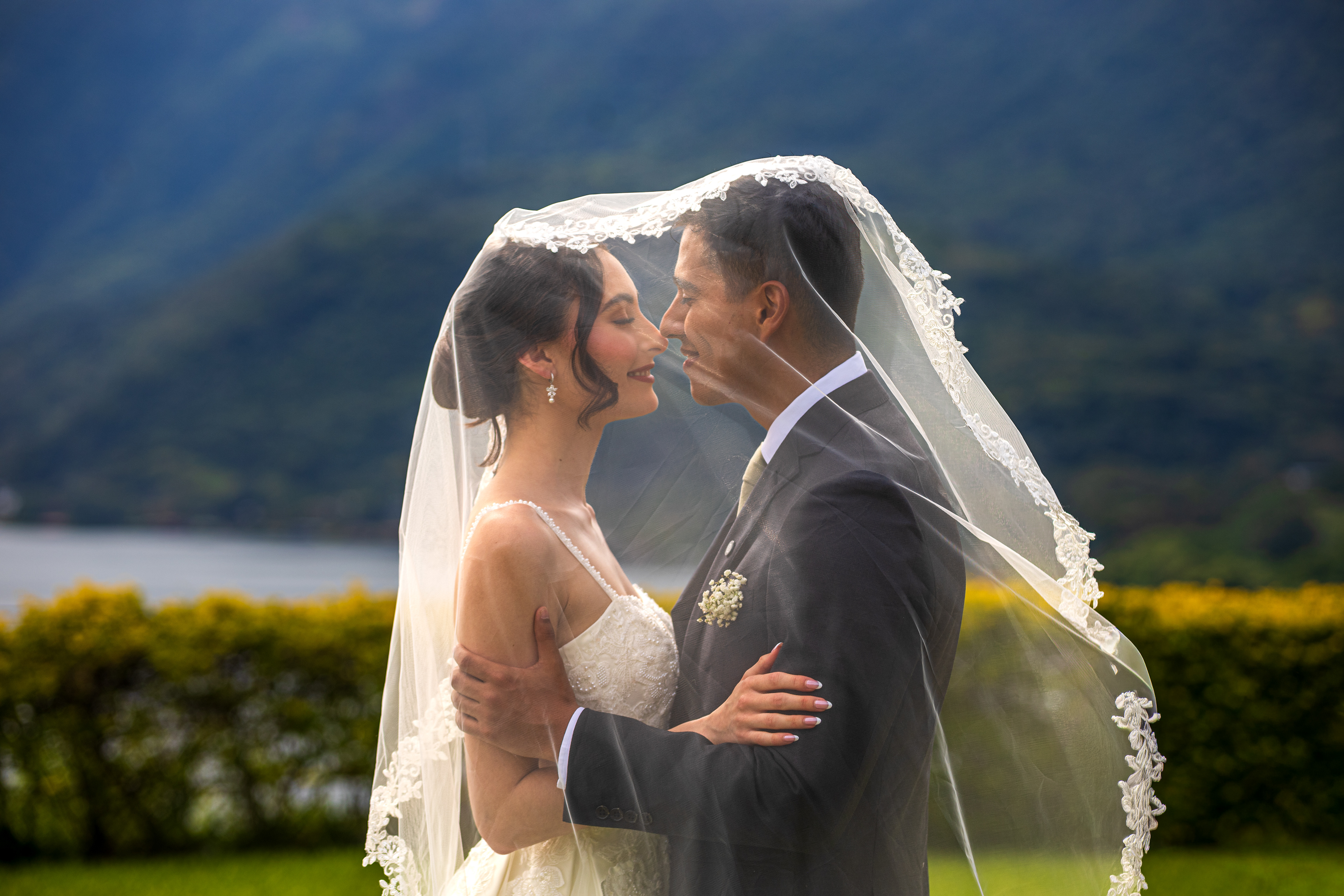 Destination Wedding El Salvador - Lake