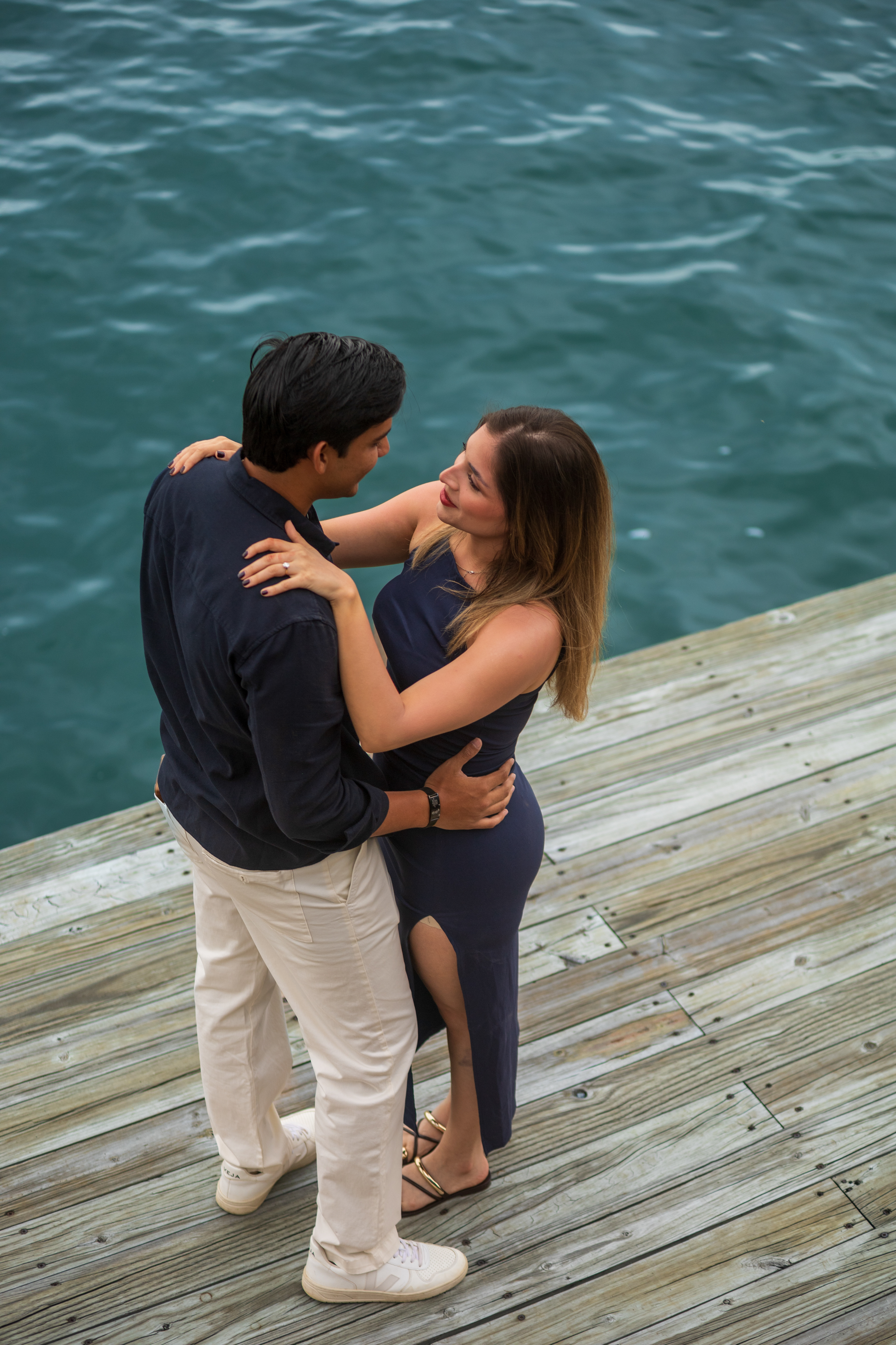 engagement photos LAKE Coatepeque