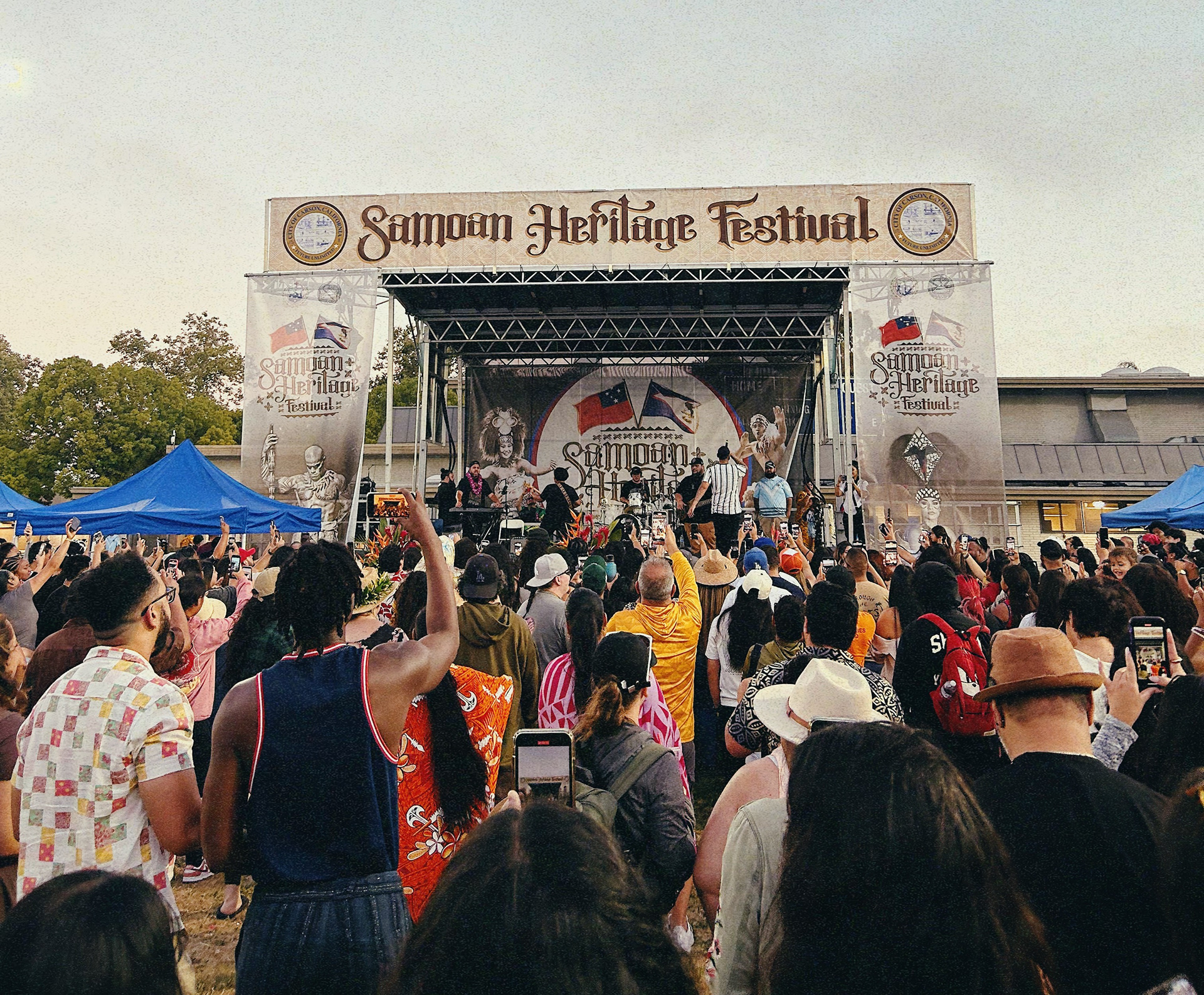 The stage on the day of the festival.
