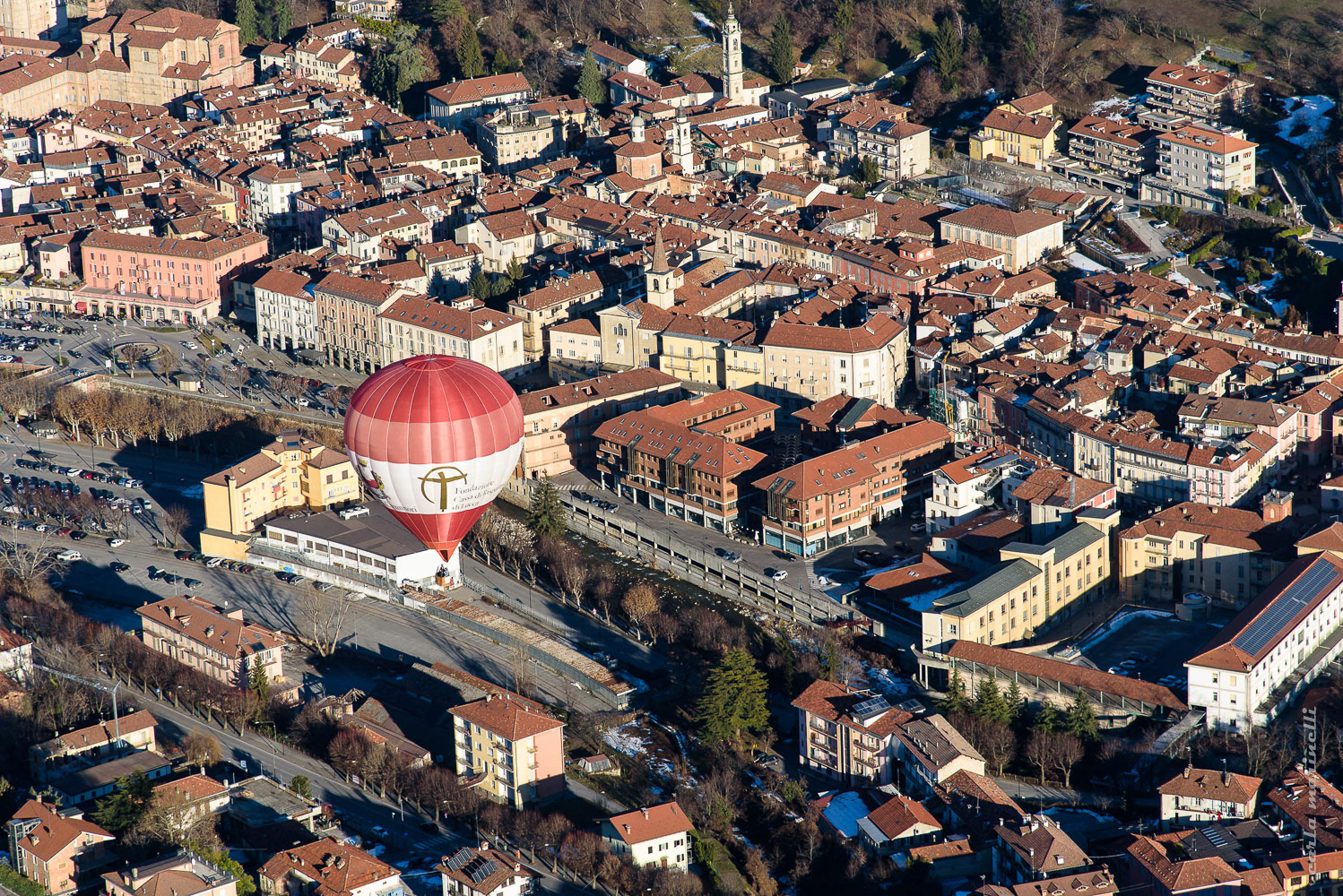 MONDOVI', HOT AIR BALLOON