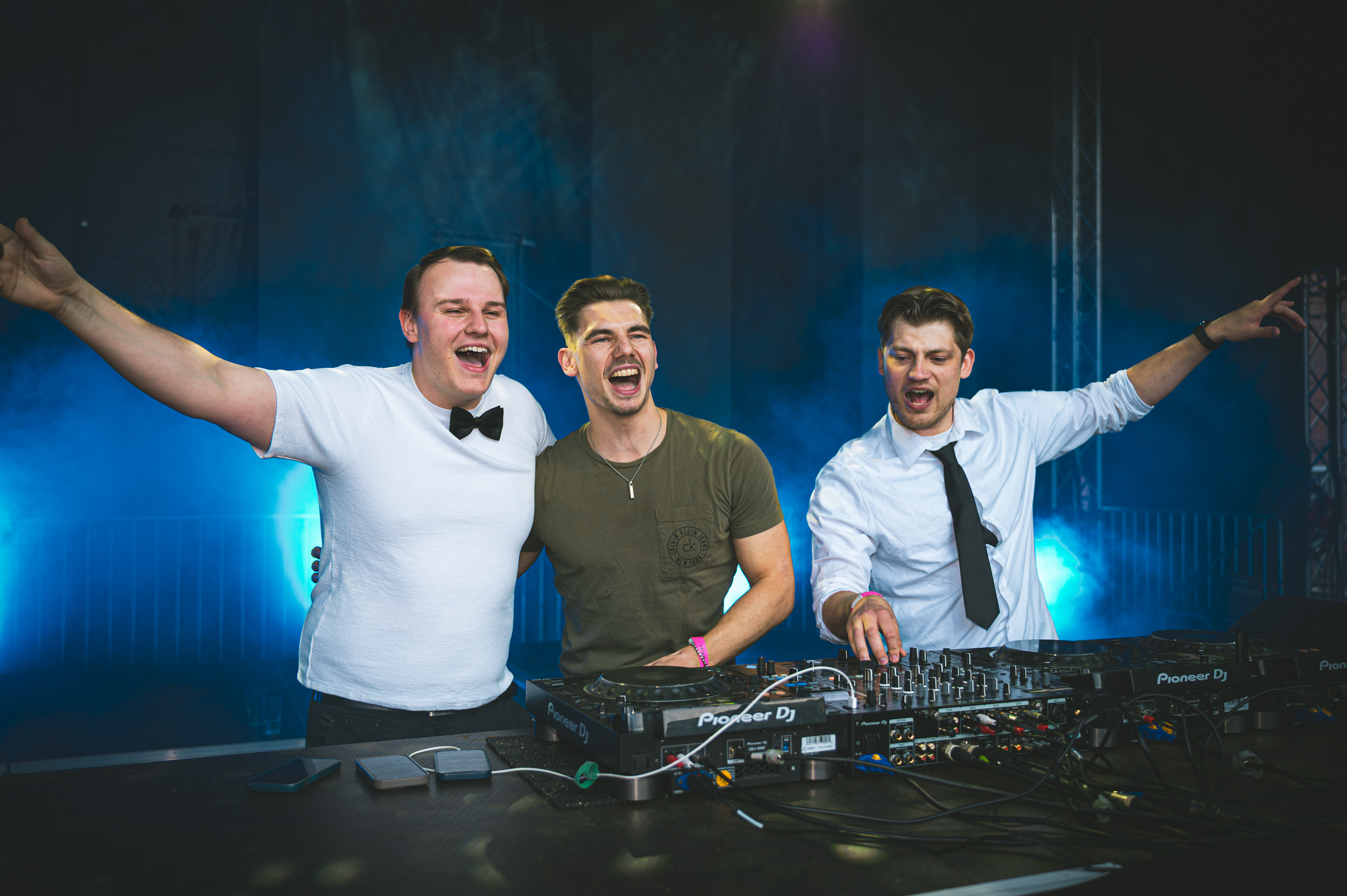 SMAG Sundance X Essen Original - Bow N' Tie x Fabian Krause