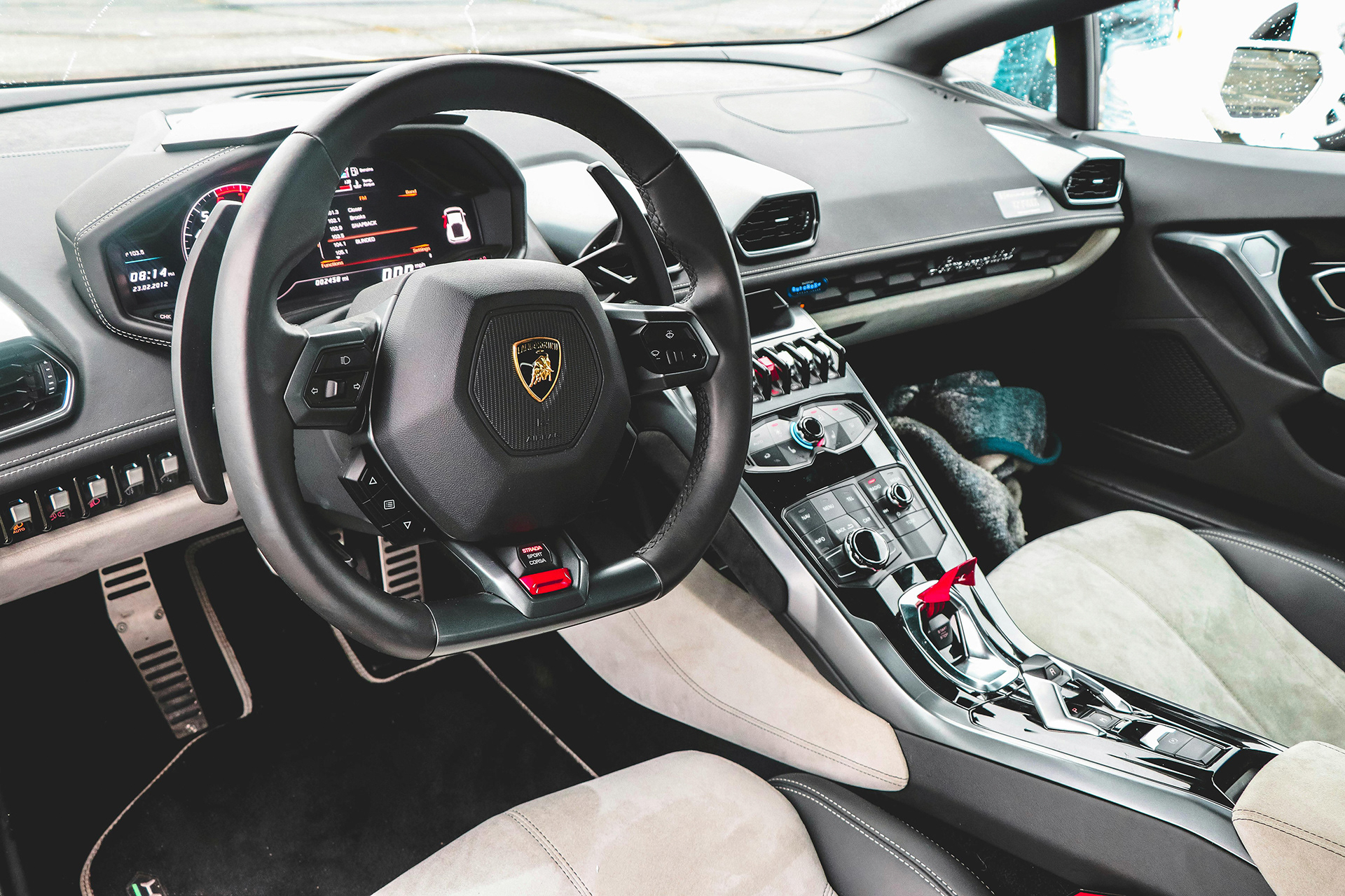 車 写真 修正 前 比較 - ランボルギーニ-内装