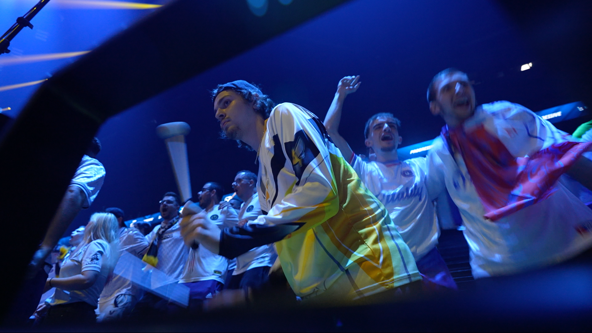 Les supporteurs de l’équipe Vitality, aux championnats du monde du jeu « Rocket League », à la LDLC Arena, à Décines-Charpieu (Rhône)