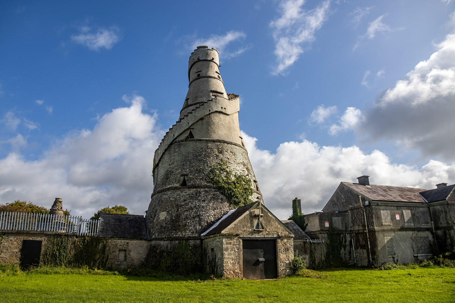 The Wonderful old Barn