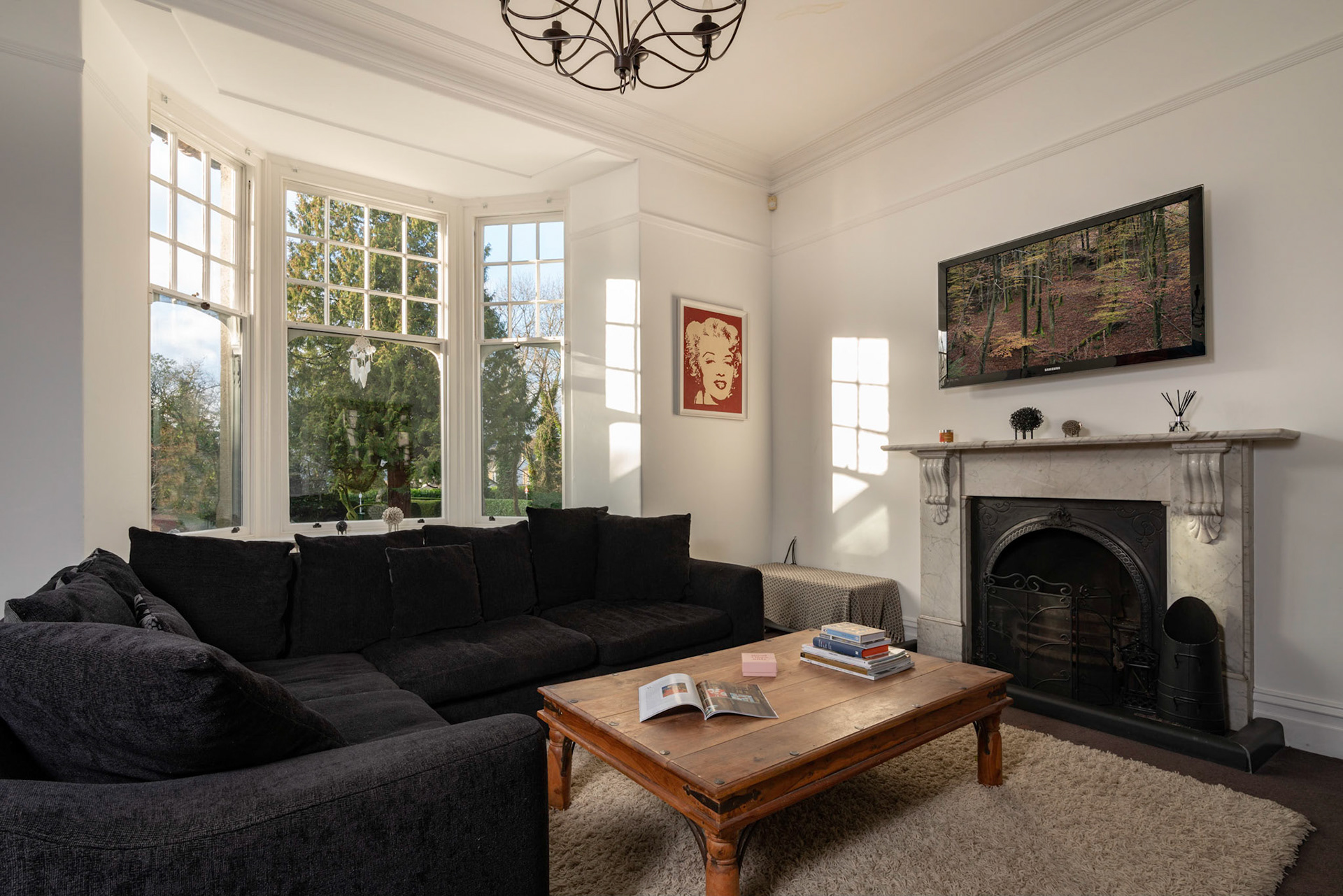 Sophisticated Lounge Spaces in Cumbria – Highlighting the Best Features of Your Property