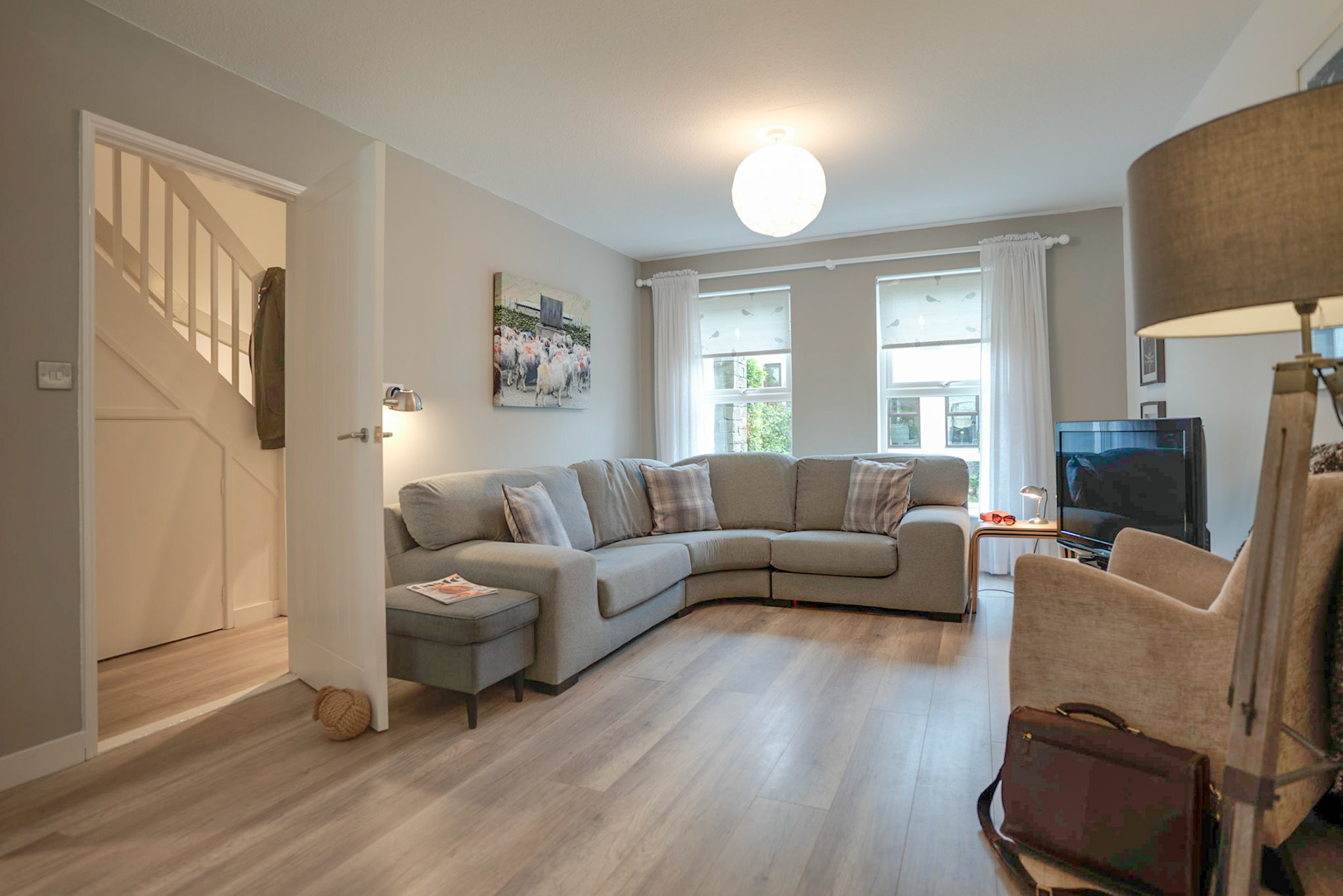 Lake District Lounge Interiors – Blending Modern Design with Natural Charm