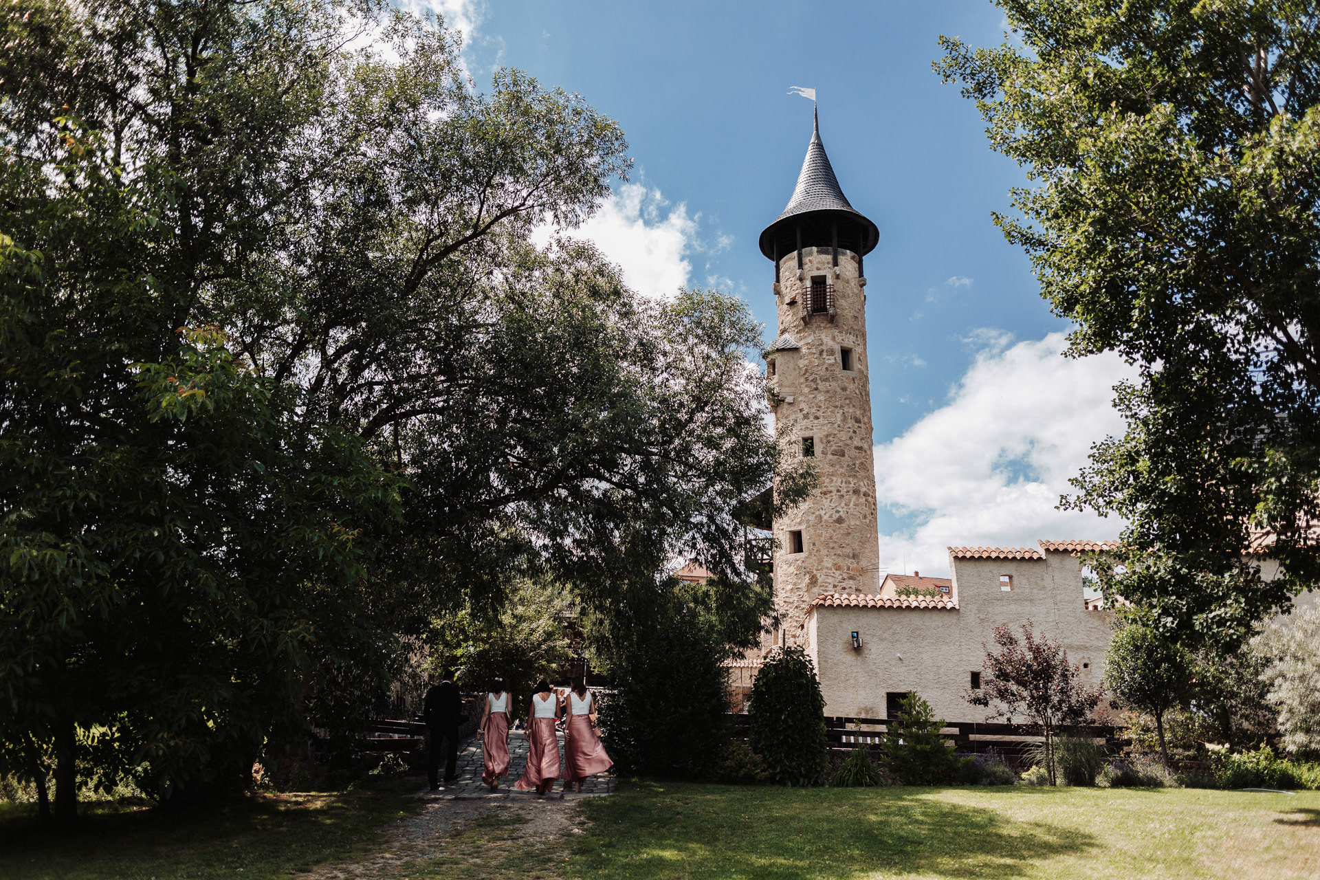 svatba Za Vratama, Bransouze