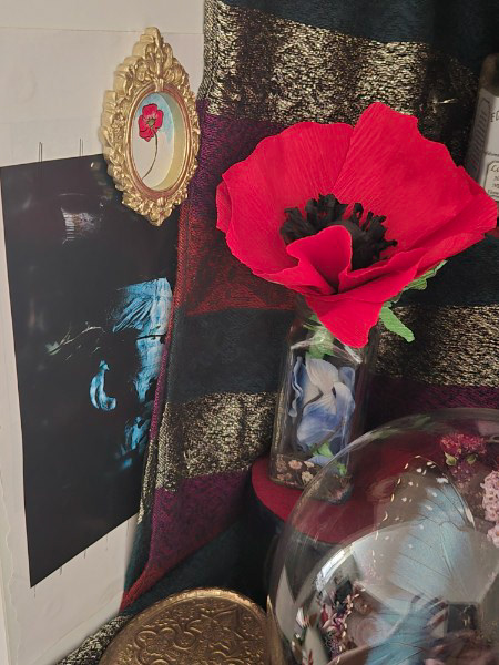 Poppy Detail, Morpheus Altar