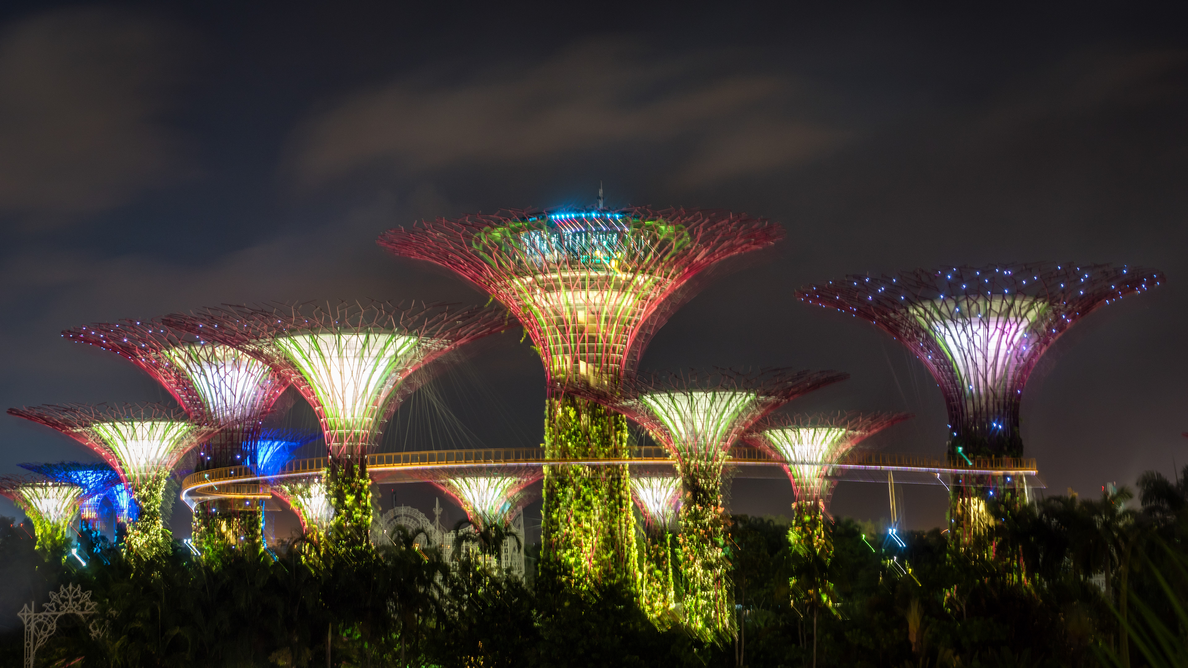 Supertrees, Gardens by the Bay