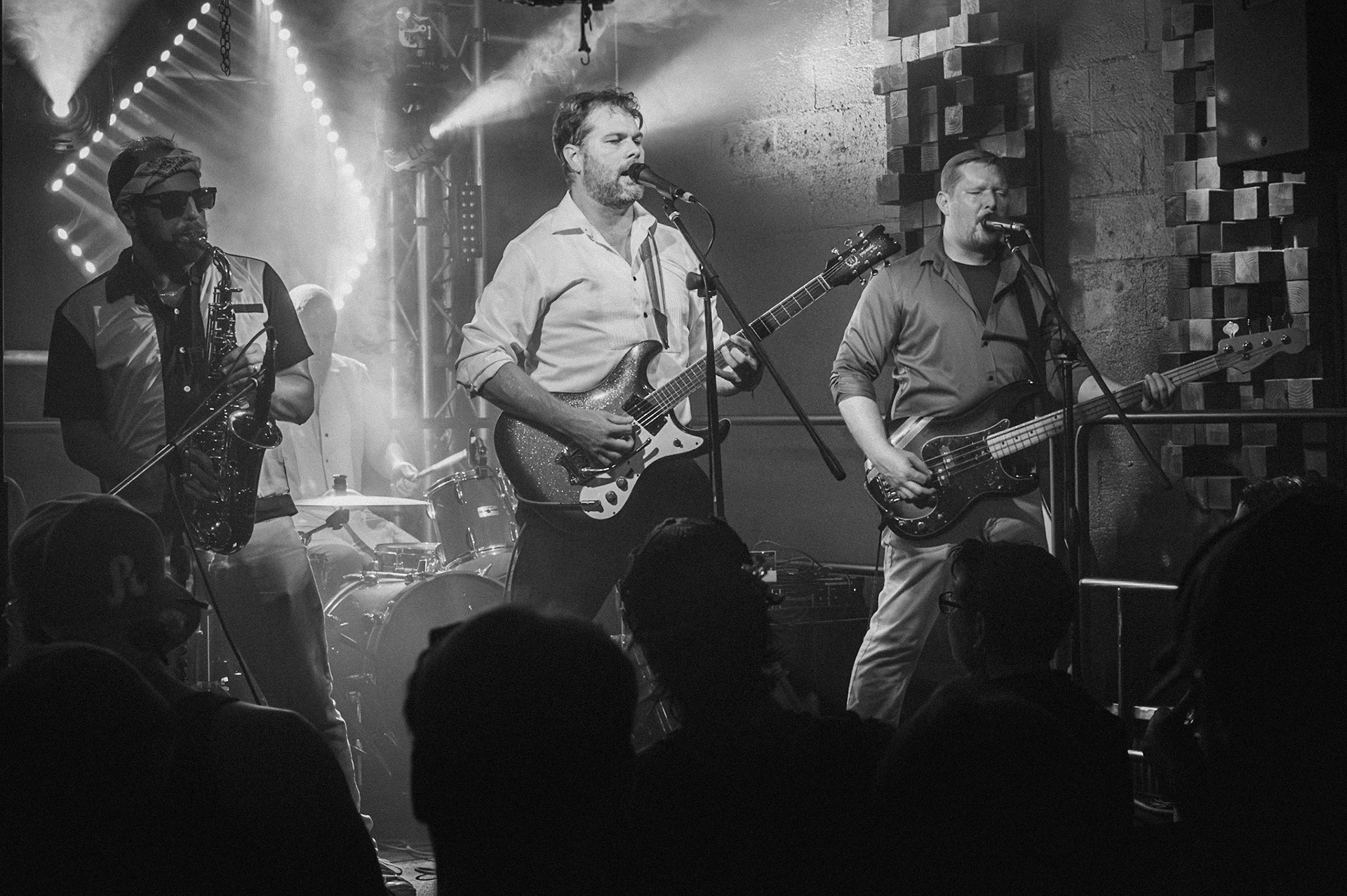 Devils Teeth at Chadwicks