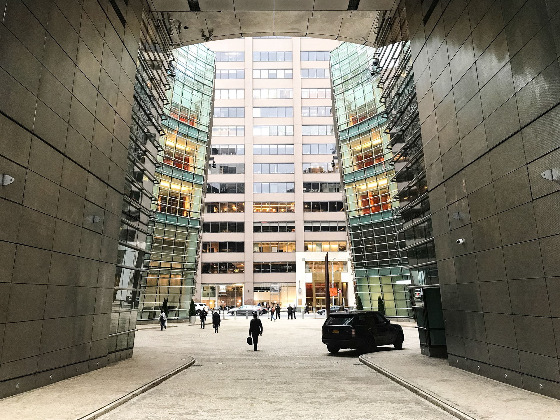 Beacon Court at 59th Street, NY