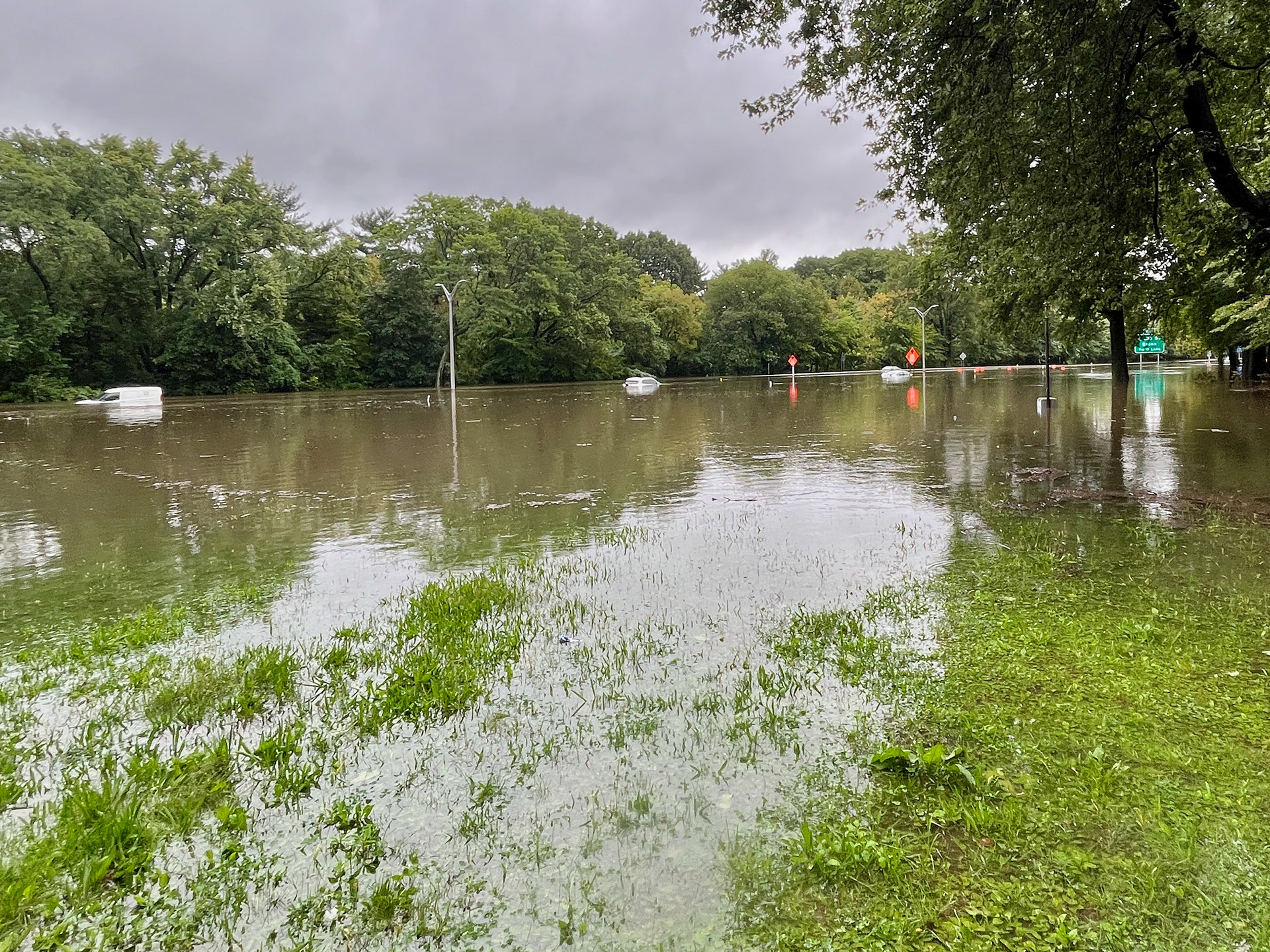 Flooding on Bronx River Parkway