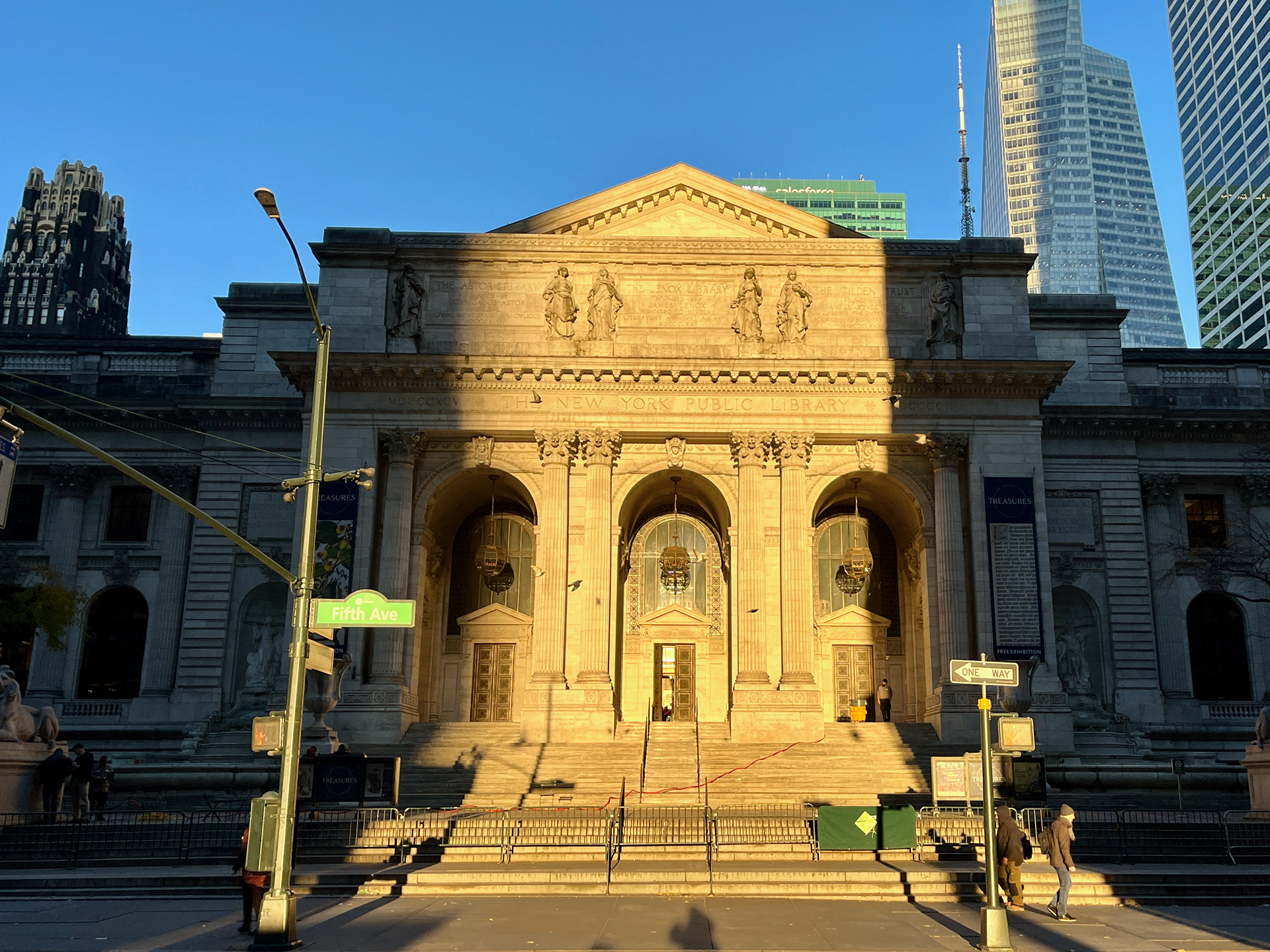 Manhattan Gate on the NYPL