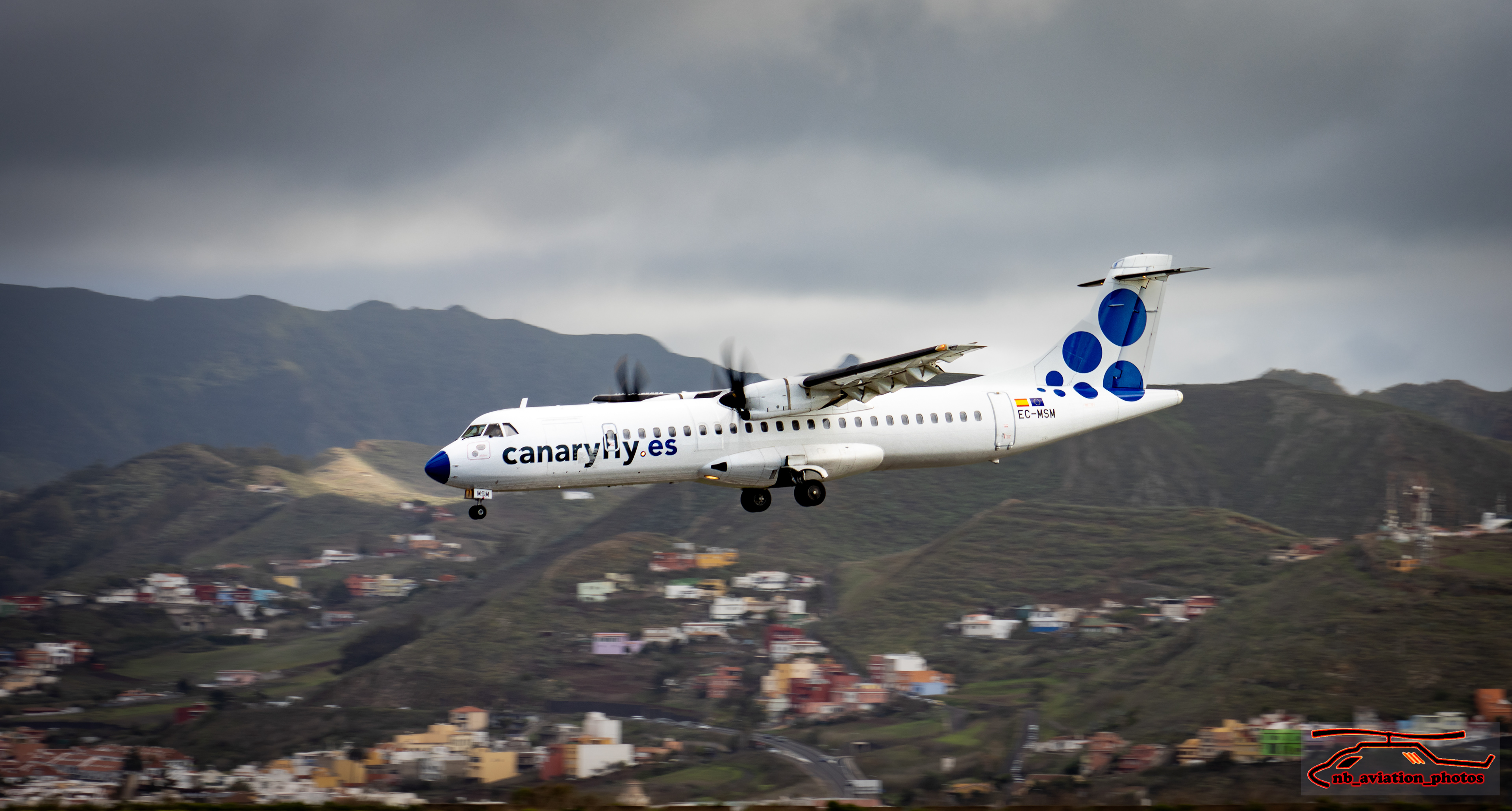 CANARY FLY - ATR 72