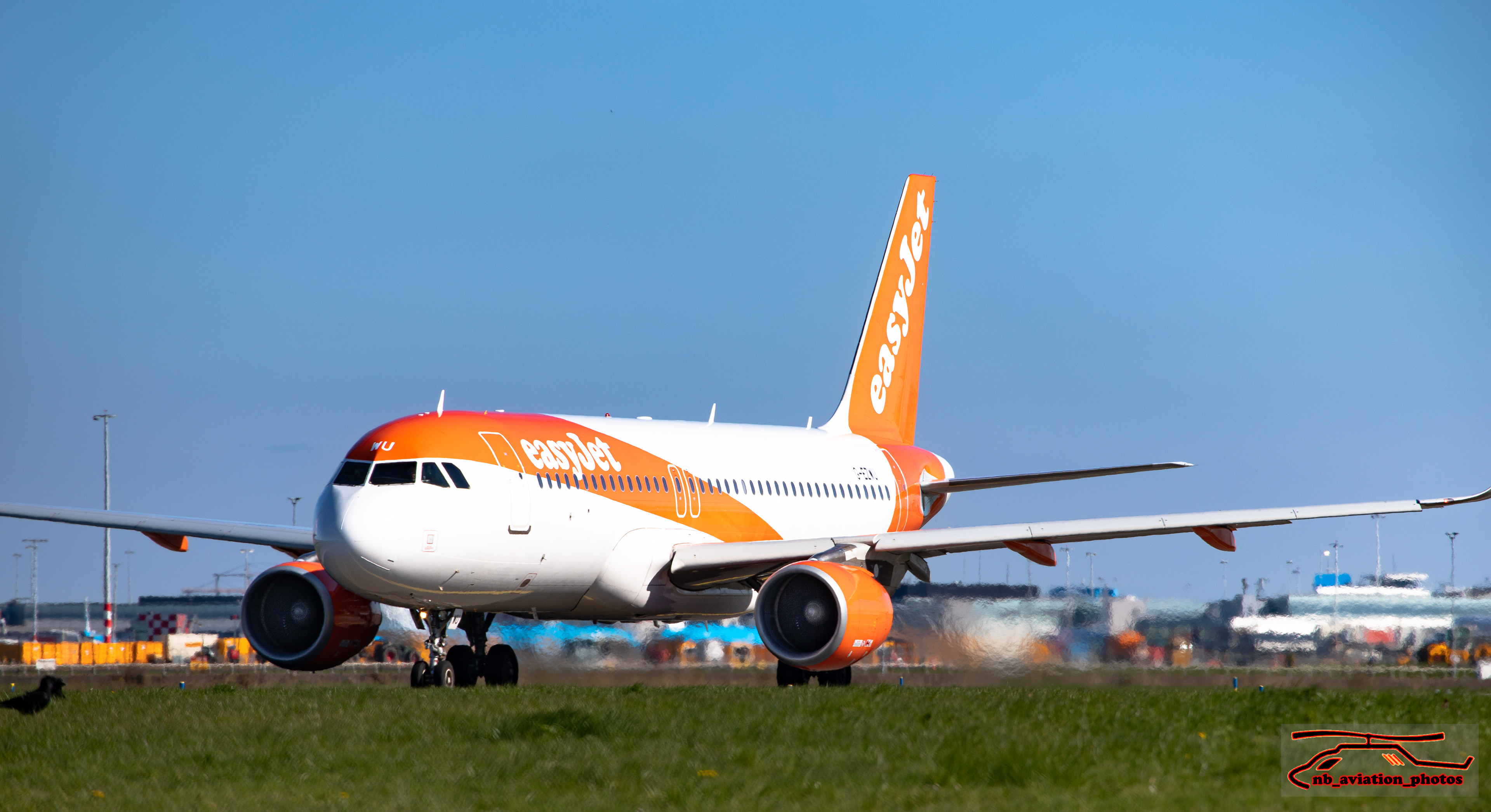 "EASYJET" AIRBUS A320-200