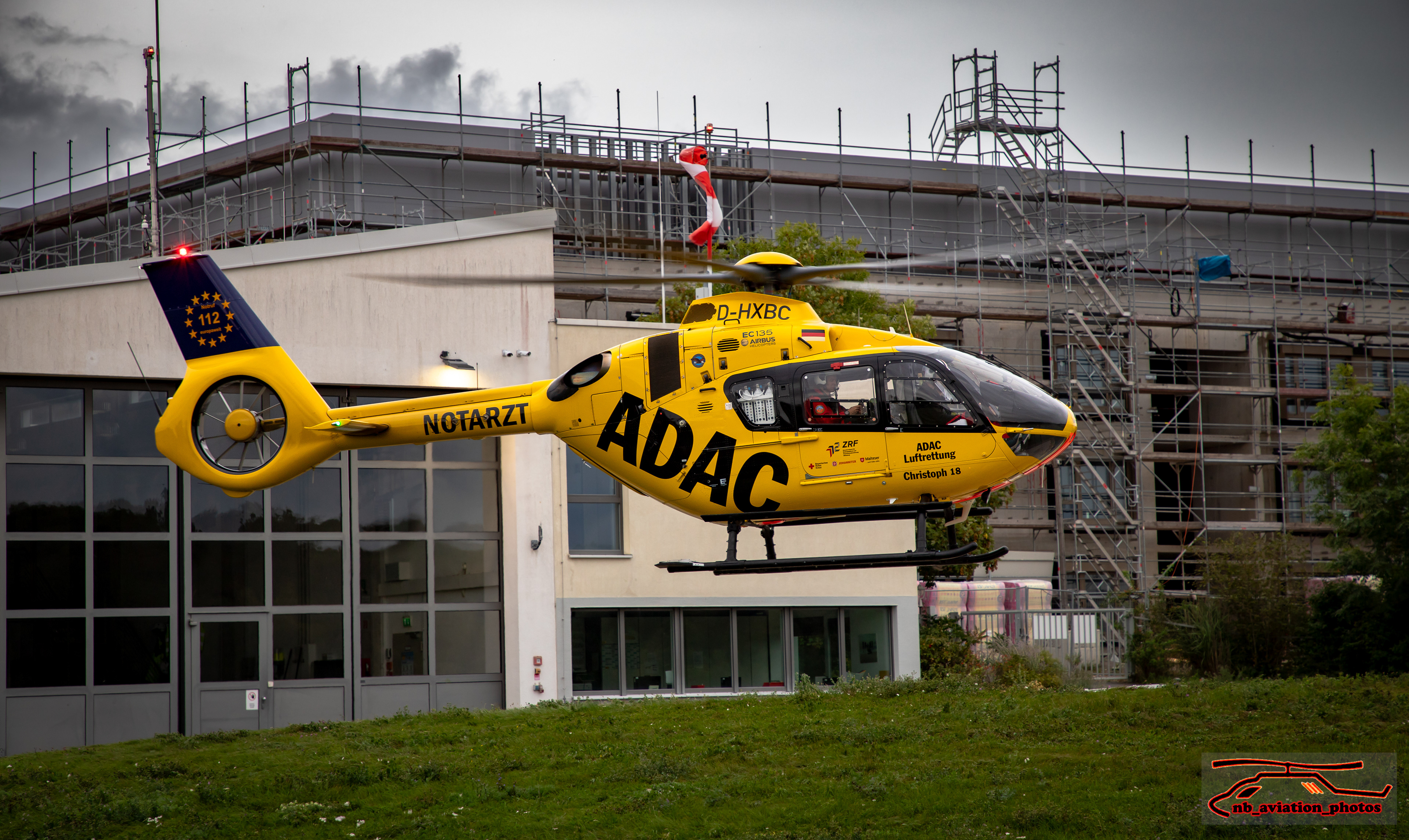 Airbus H135 ADAC Luftrettung christoph-18