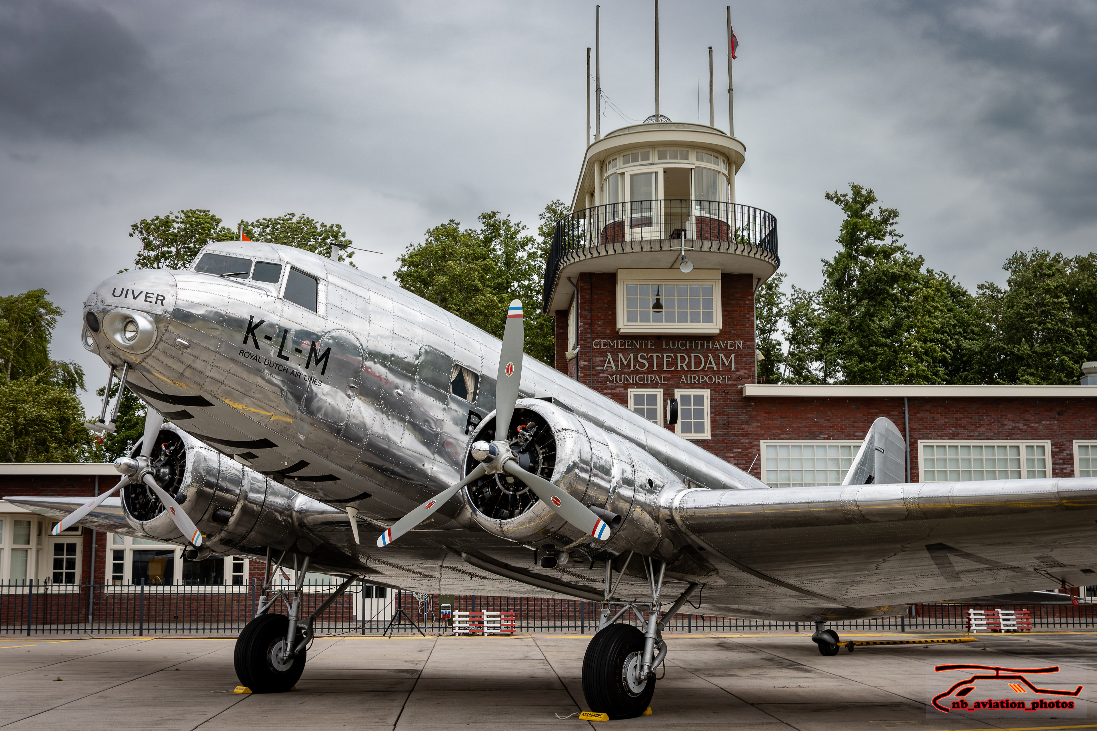 Douglas DC-2 (Uiver)