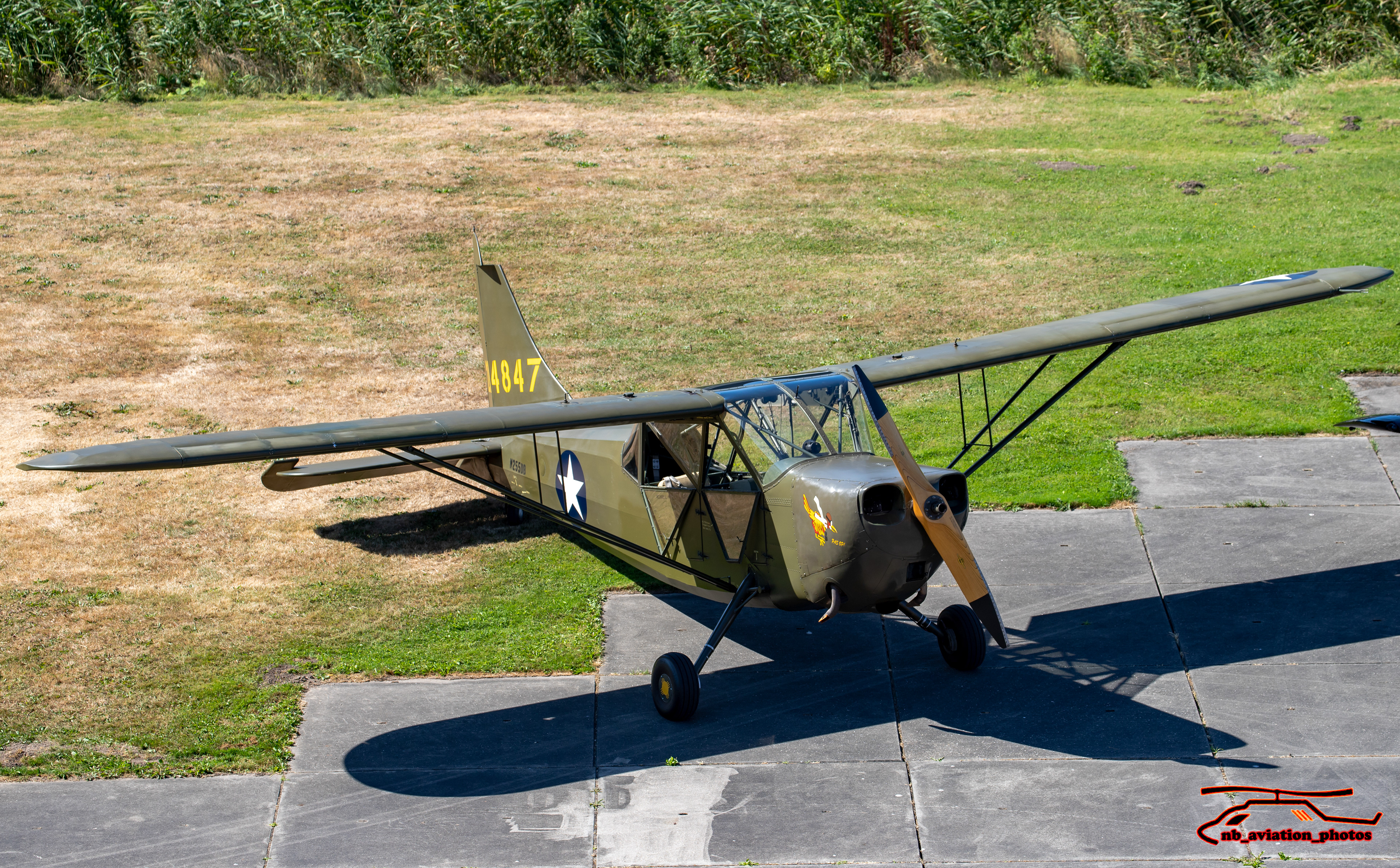  Auster and a Stinson L-5 Sentinel