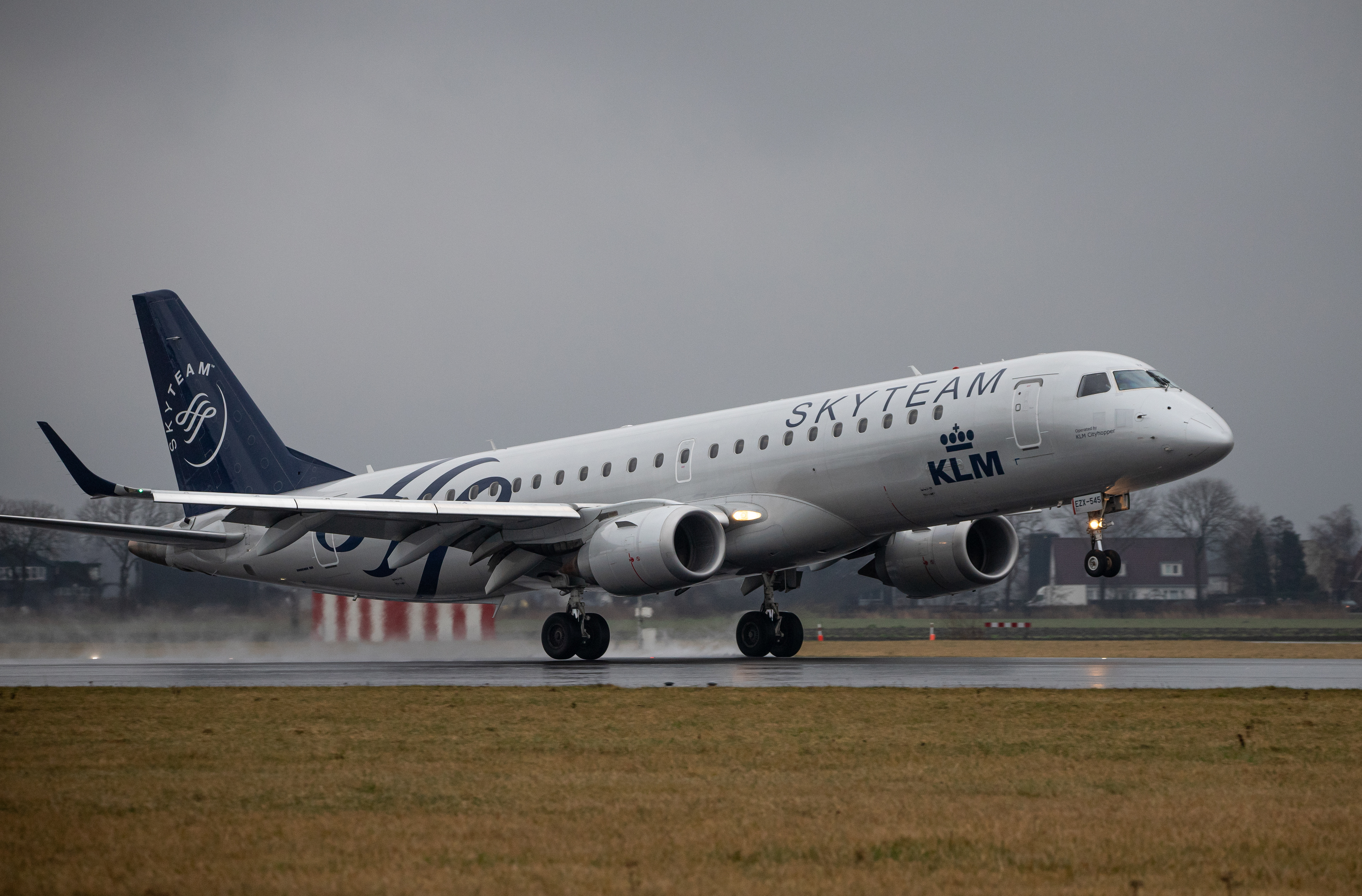 "KLM Skyteam" Embraer E190STD