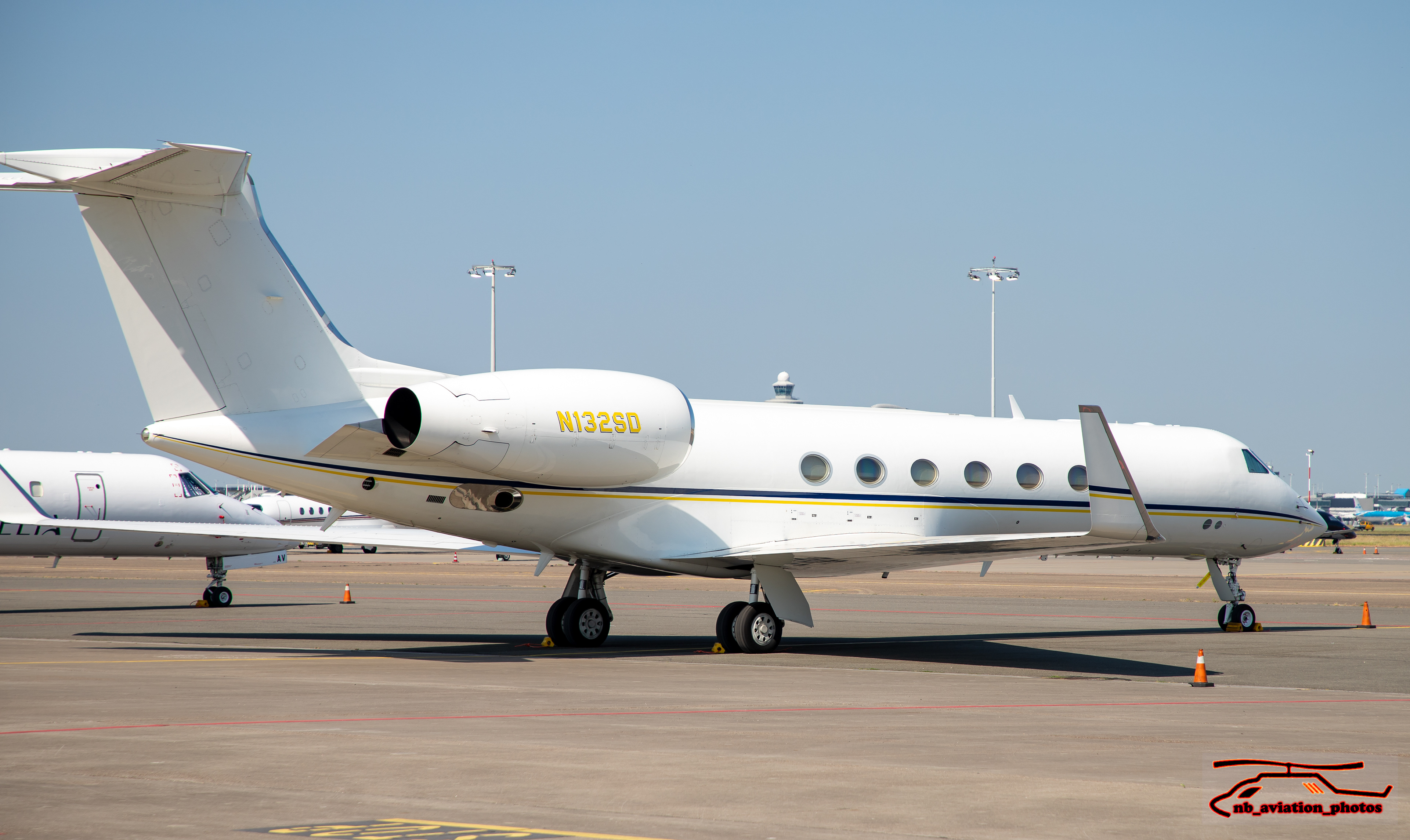 GULFSTREAM AEROSPACE G-V (Kiss jet Europa tour 2023)