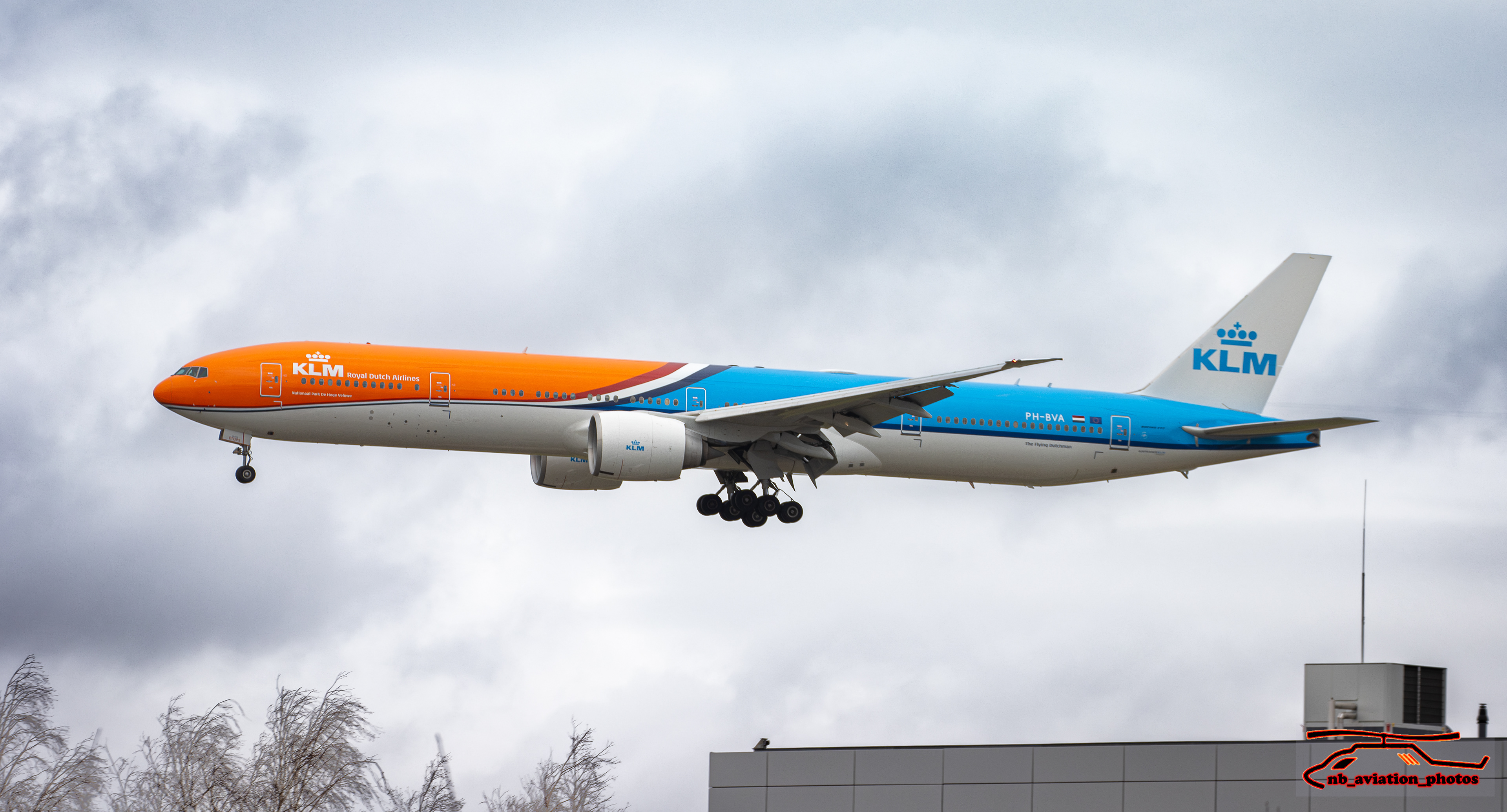 "KLM" BOEING 777-300ER Orange Pride