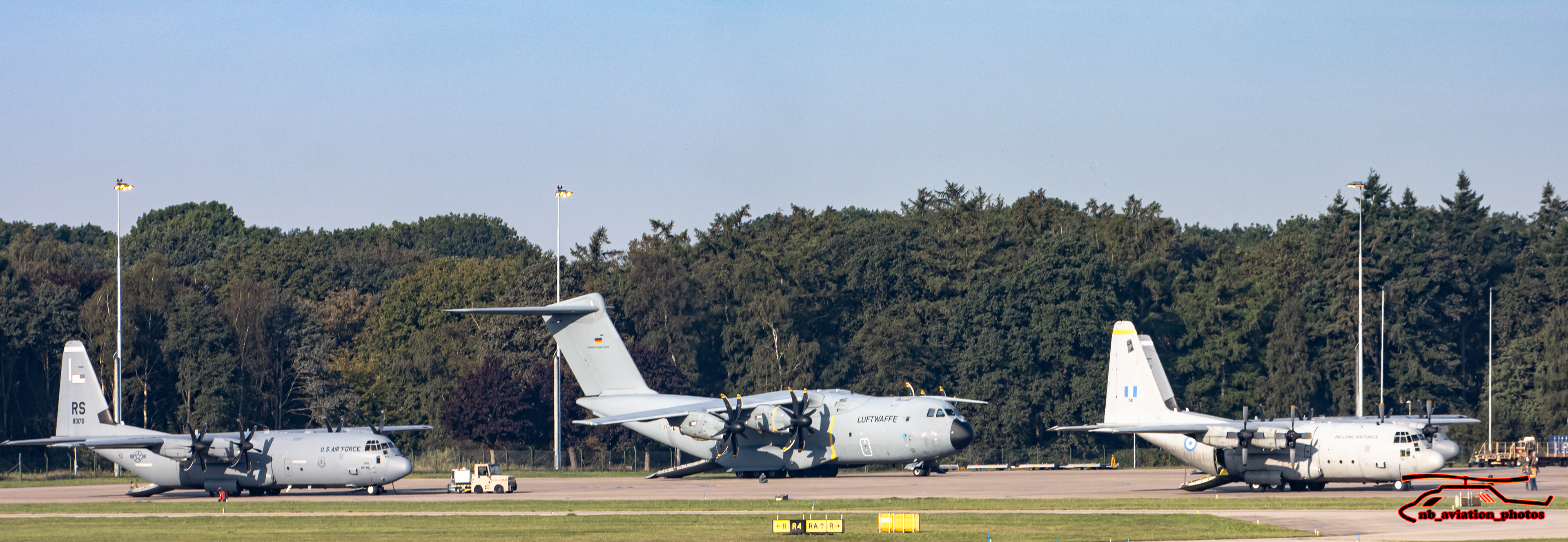 Lockheed C130 Hercules - Airbus A400 - Lockheed C130 Hercules