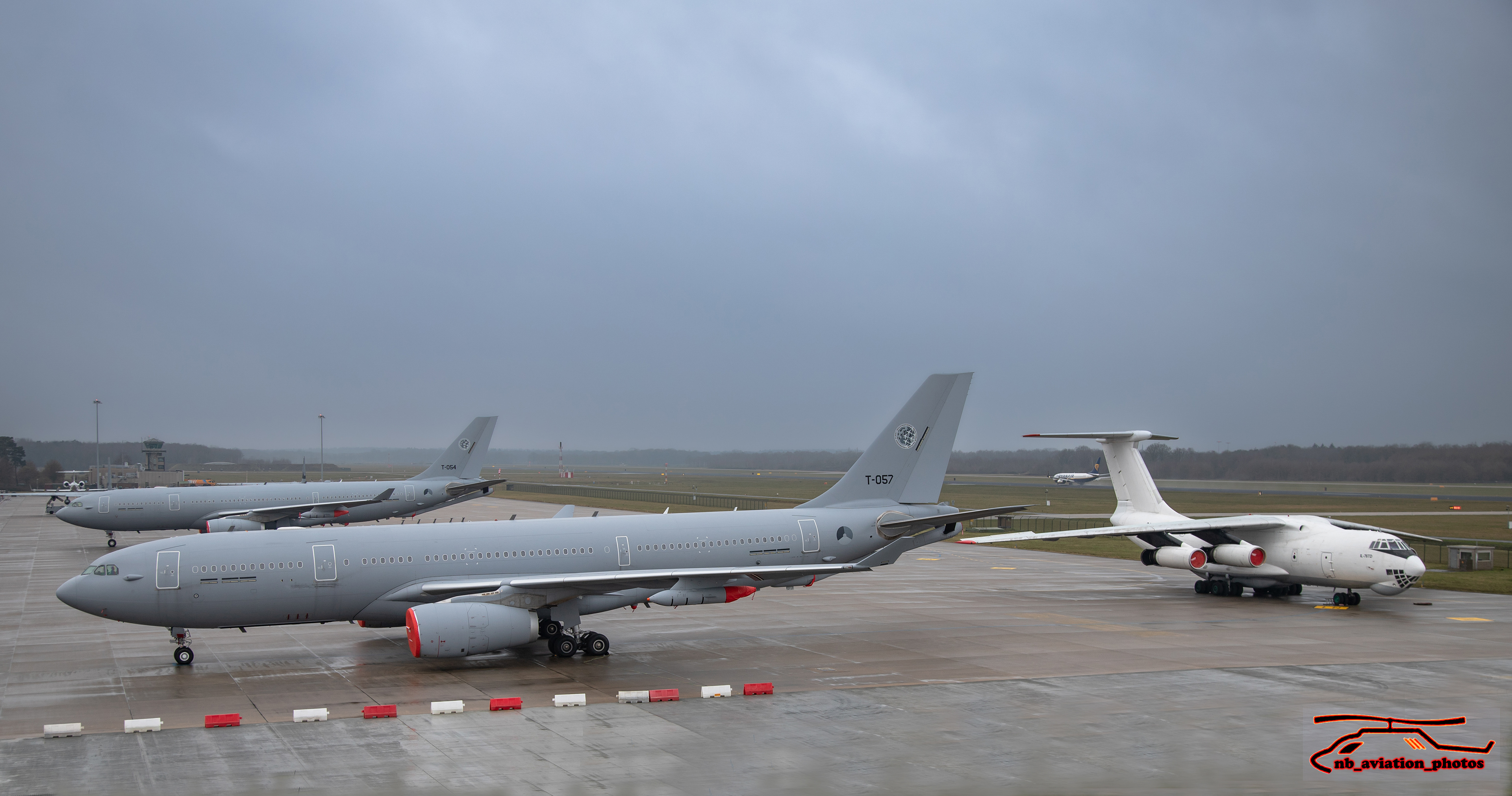 Eindhoven airport (Airbus a330 mrtt, Boeing 737 & Illusie il 76)