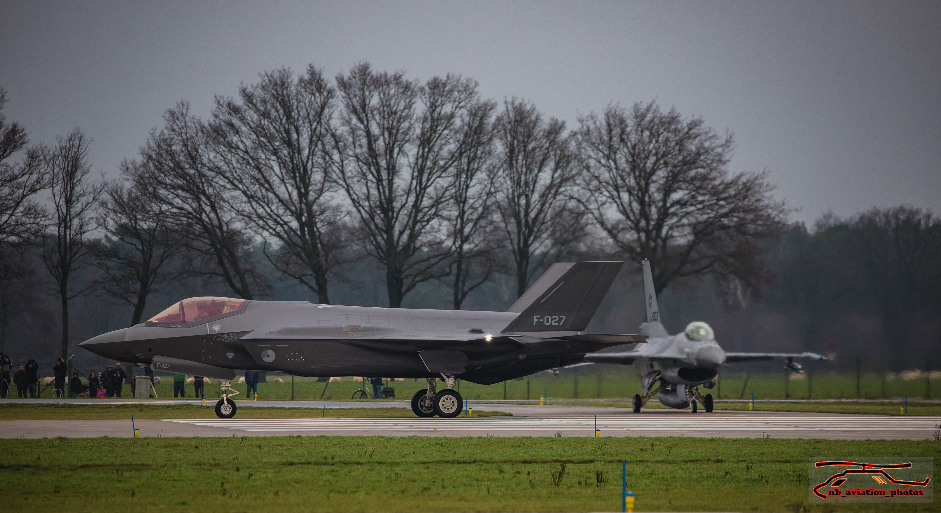 General Dynamics F-16 Fighting Falcon & Lockheed Martin-F-35 Lightning II