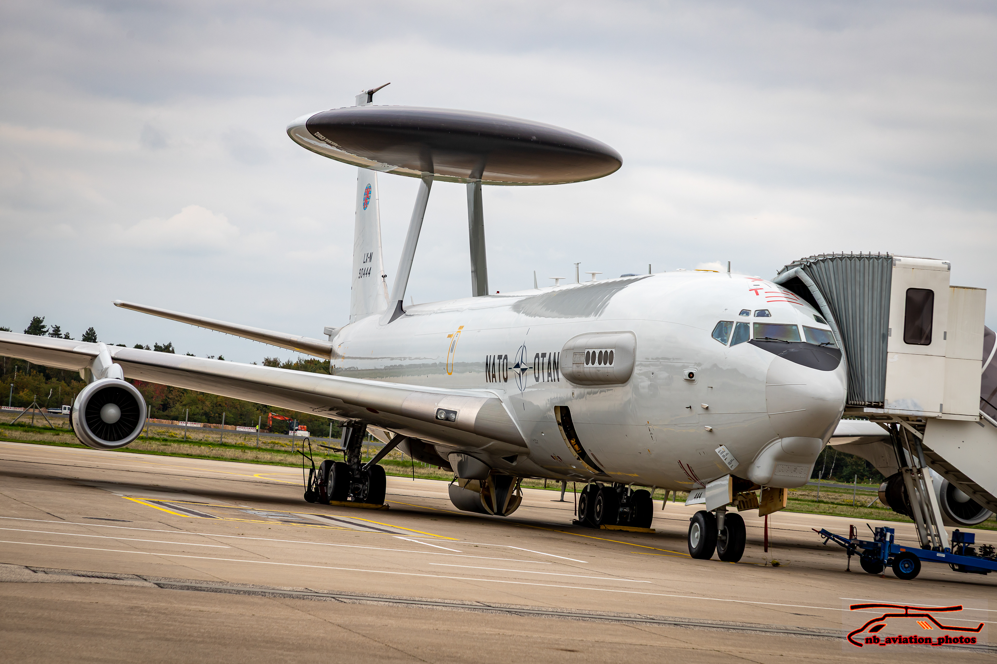 Boeing E-3A Airborne Warning & Control System (AWACS) 