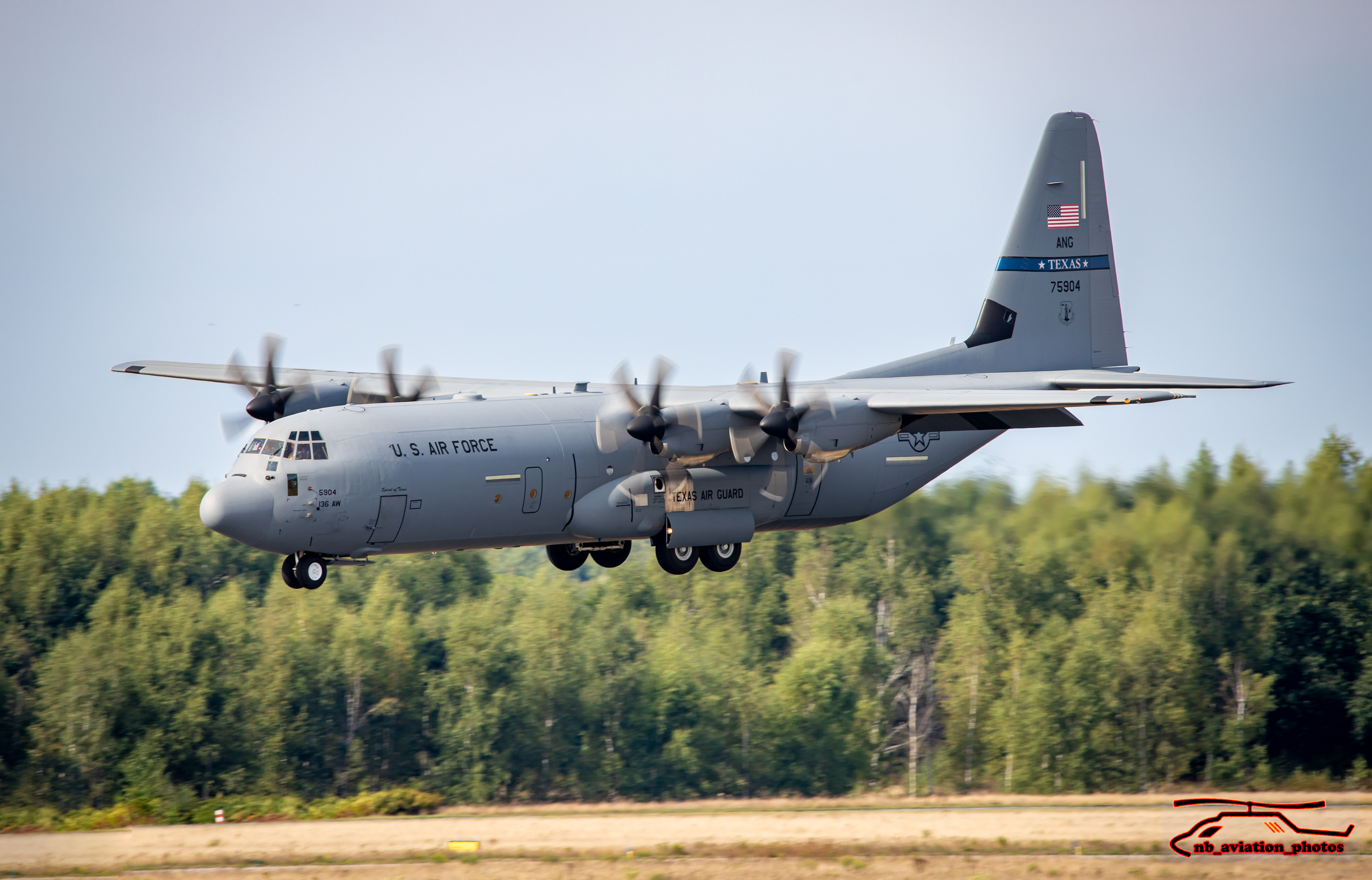 Lockheed Martin C-130J Super Hercules  (USAF) 