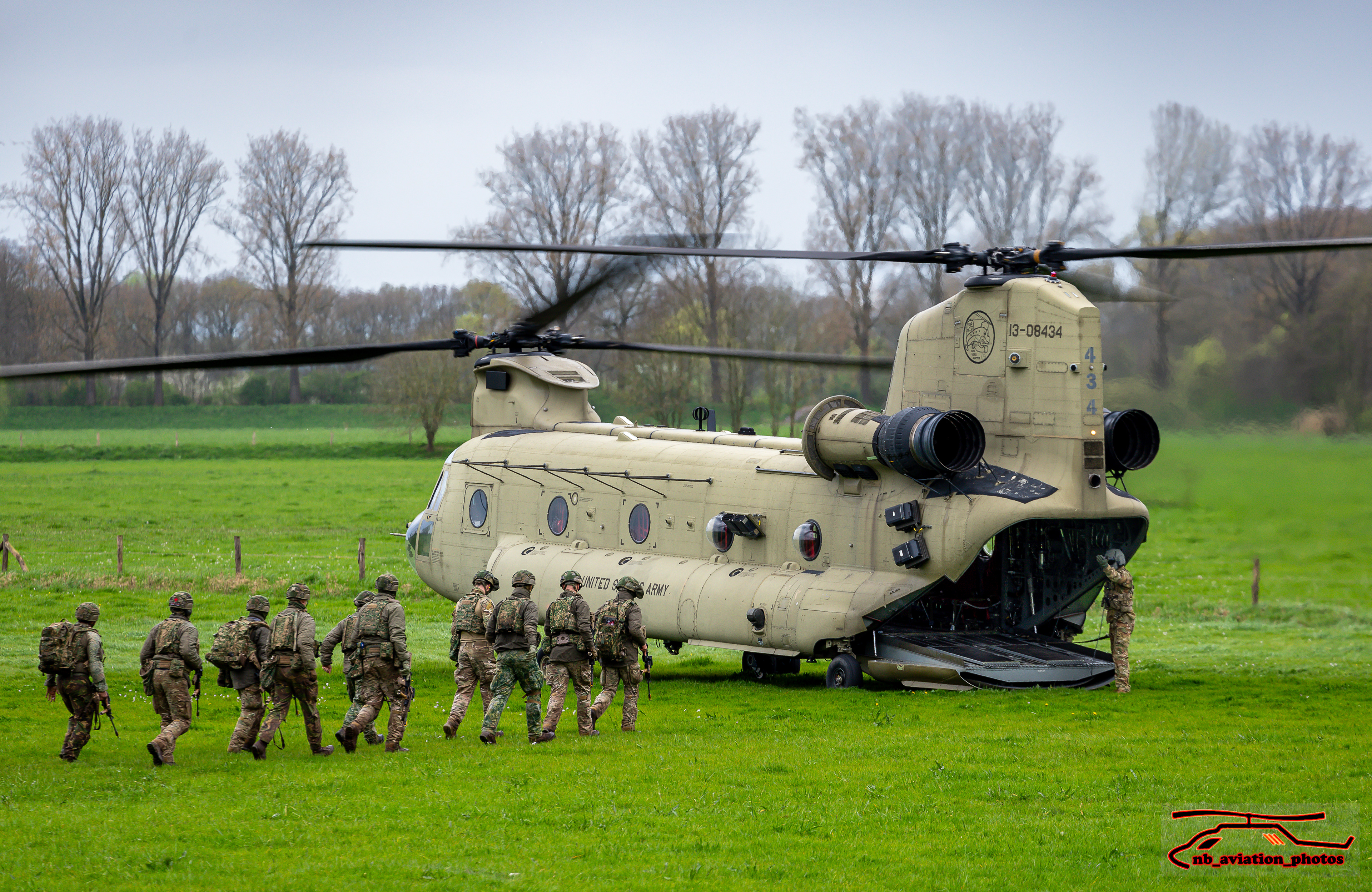 Boeing CH-47F Chinook "12th Combat Aviation Brigade"