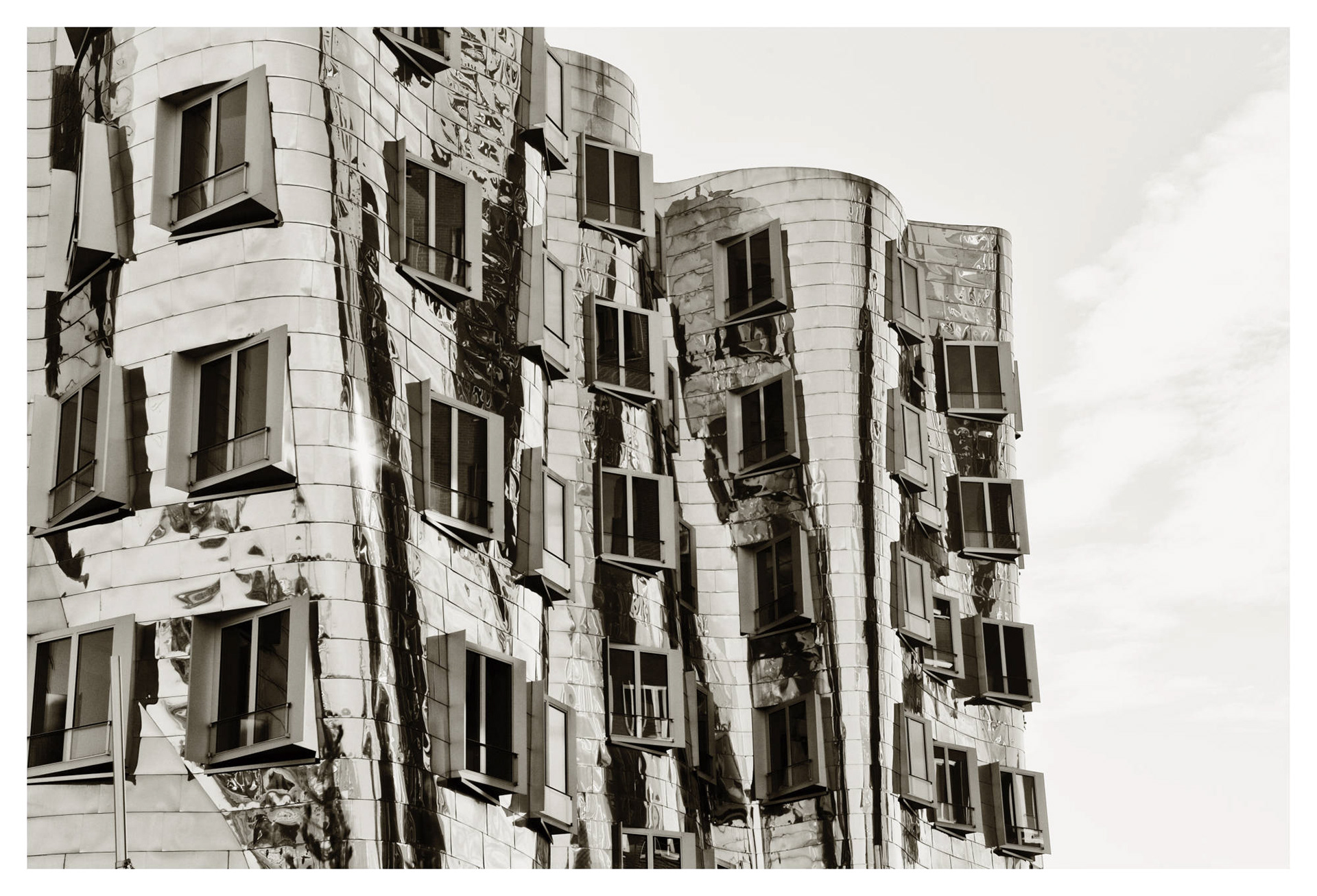 Duesseldorf - © Heinz Kleim / KleimDesign