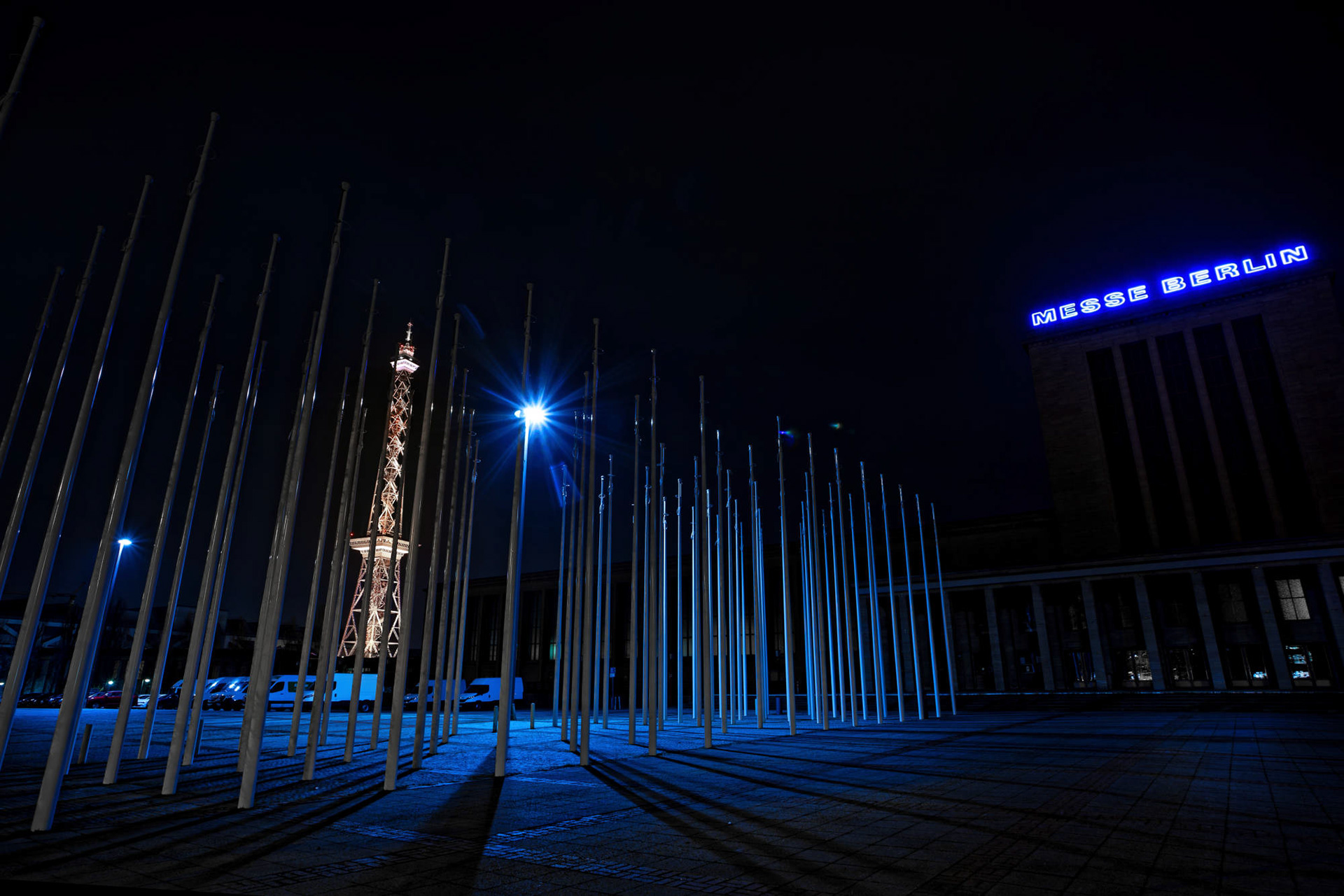 Messe Berlin Hammarskjöldplatz © Heinz Kleim / KleimDesign