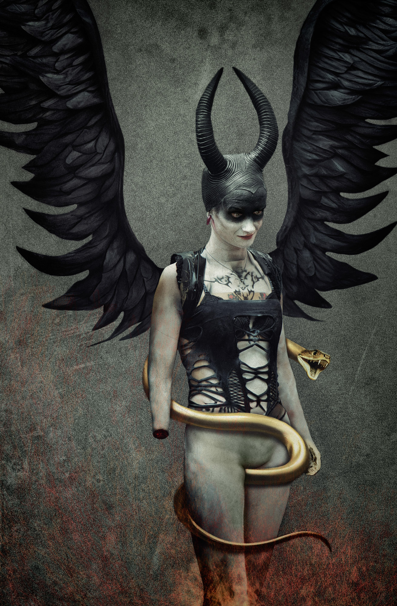 "Lei, il diavolo" / she devil / Dantes Inferno © Heinz Kleim / KleimDesign