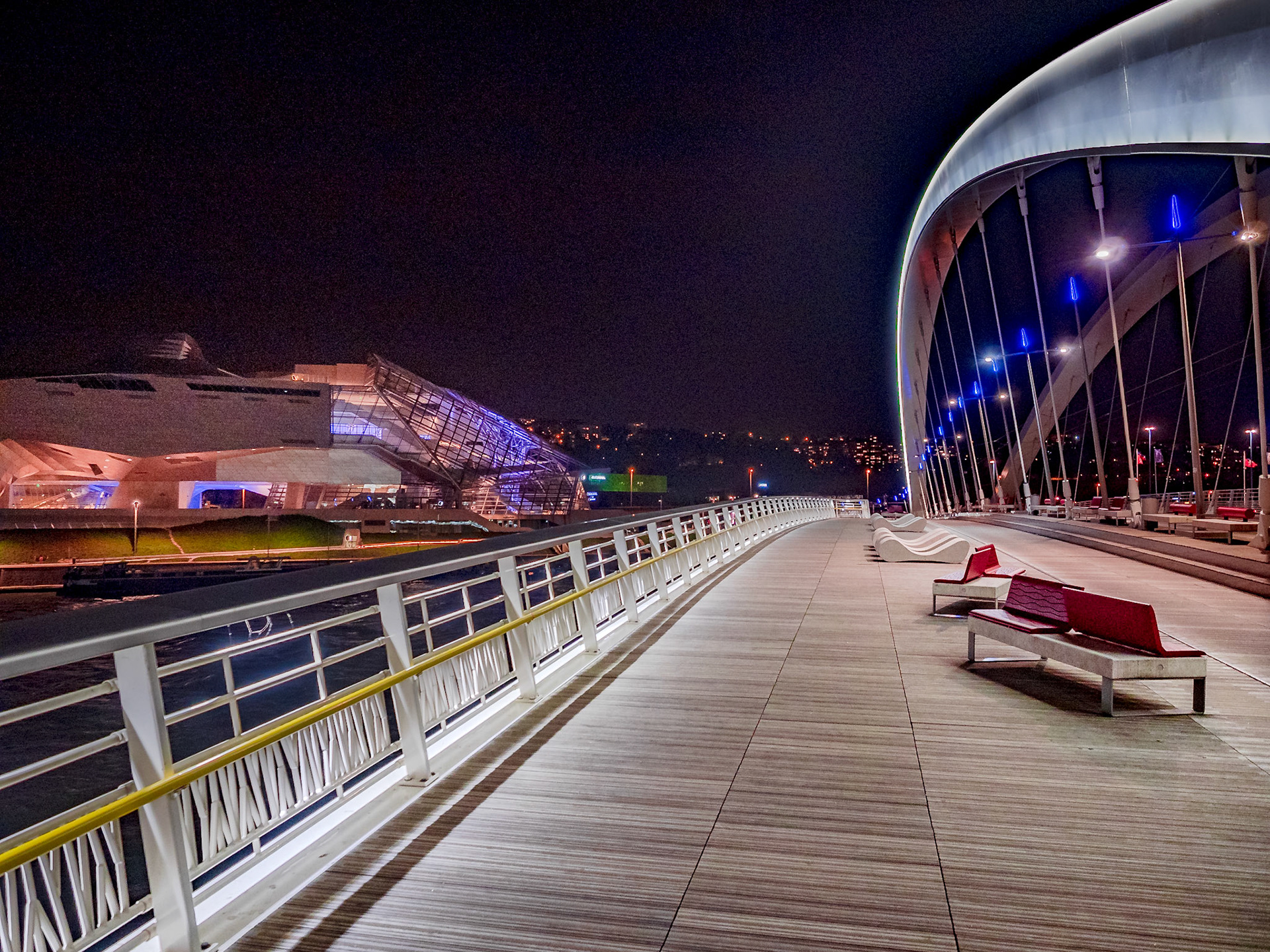 Pont Raymond-Barre et le musée des confluences