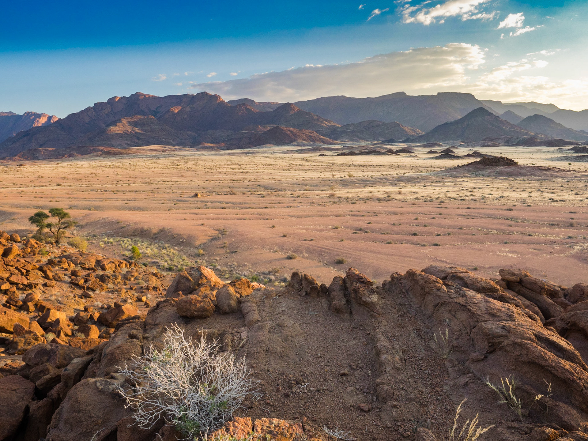 Mount Branberg et white Lady