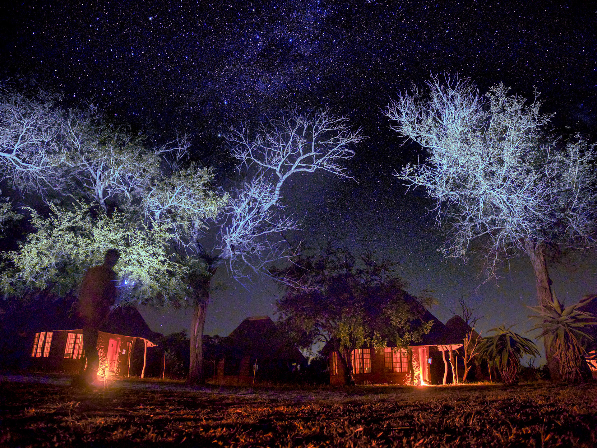 Hlane Royal Park à l'heure du coucher, Swazilandhttps://www.instagram.com/p/BUpGxQxlNux/?taken-by=edouarddeganay