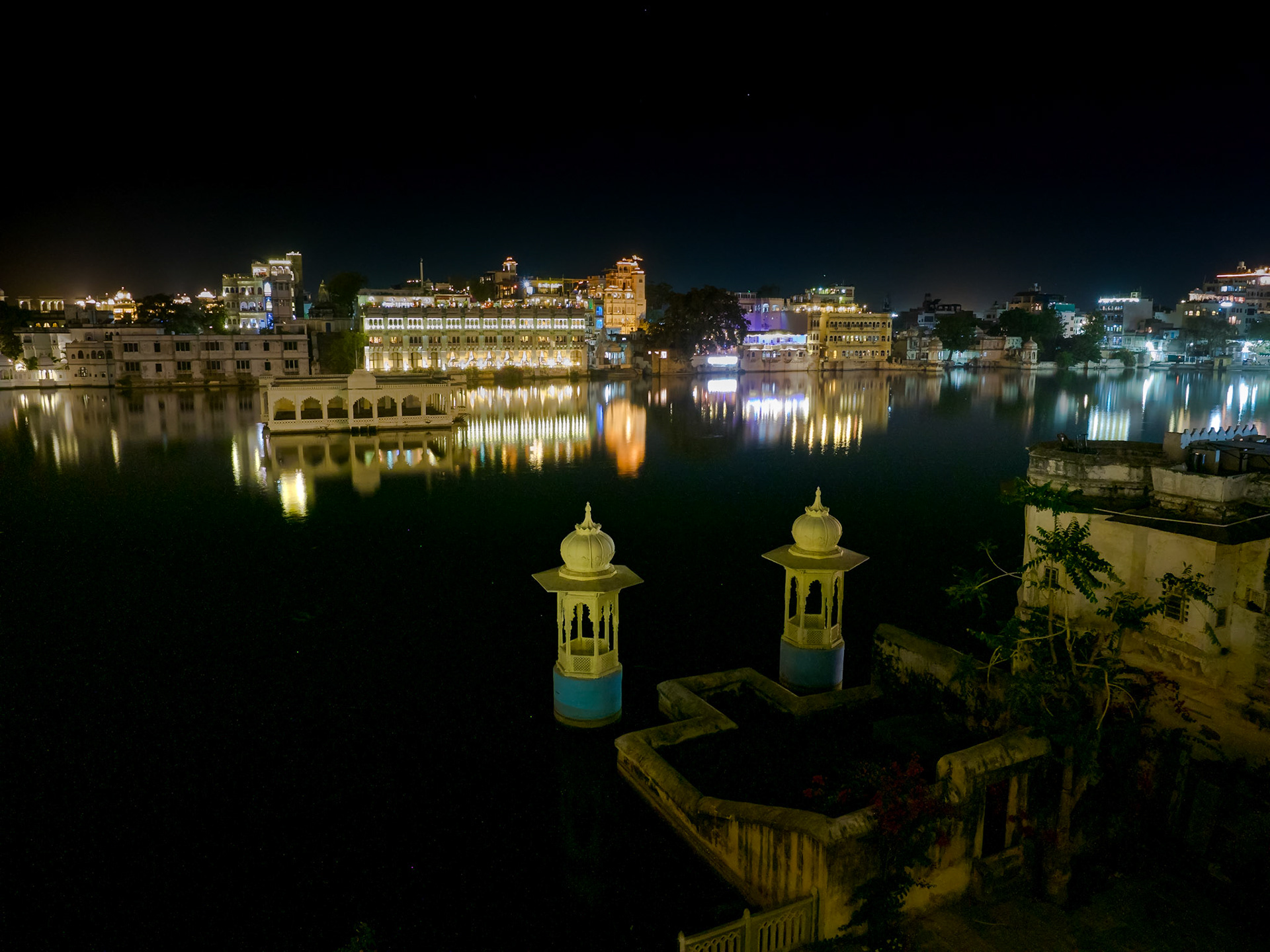 C'est beau une ville la nuit quand même...