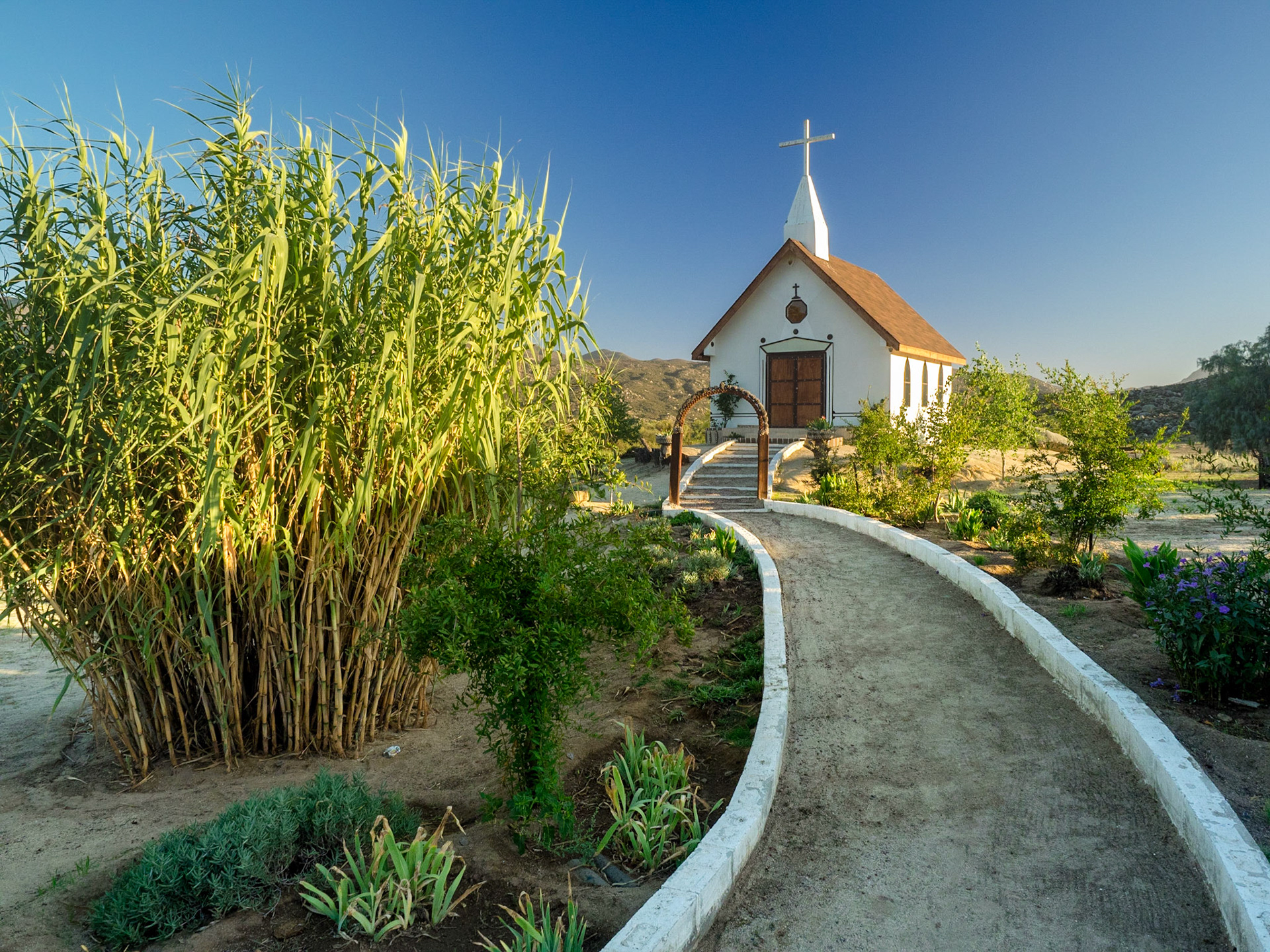 Dans ce ranch, il y avait une jolie petite chapelle.
Il faut dire qu'il n'y a personne à 200km à la ronde.
