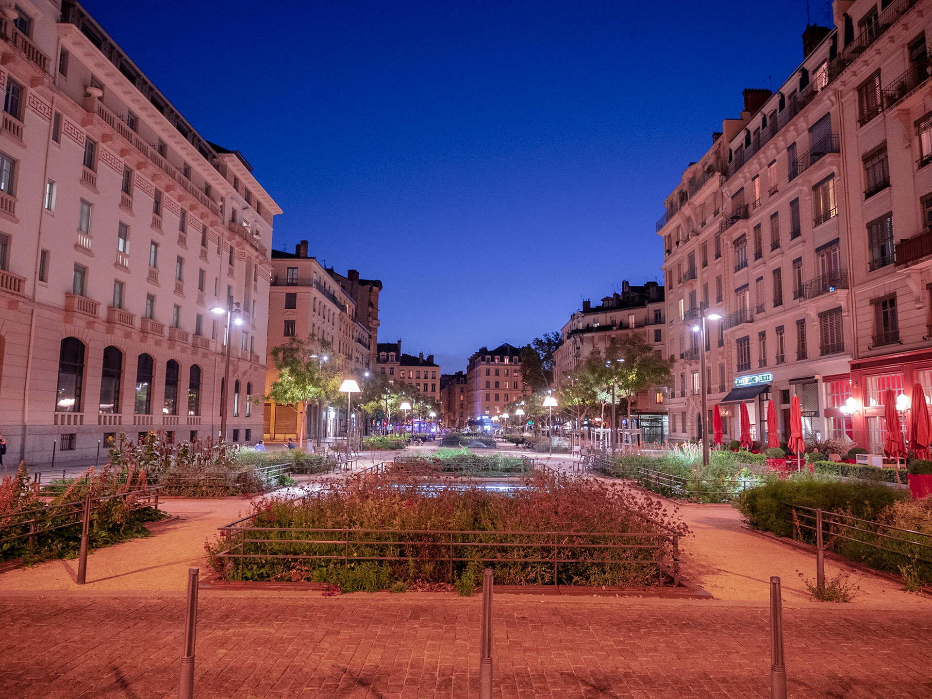 Place du Général Brosset, près des Brotteaux