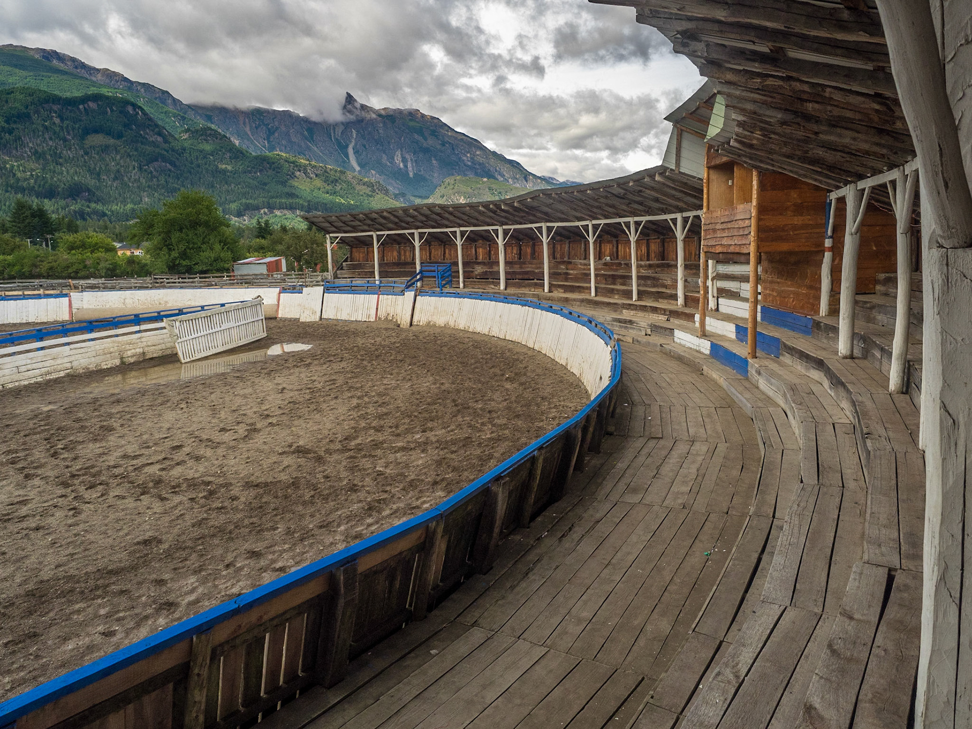 Le rodéo est le sport national, on y reproduit le travail des gauchos, avec moins de furie qu'aux US, avec plus de retenue....